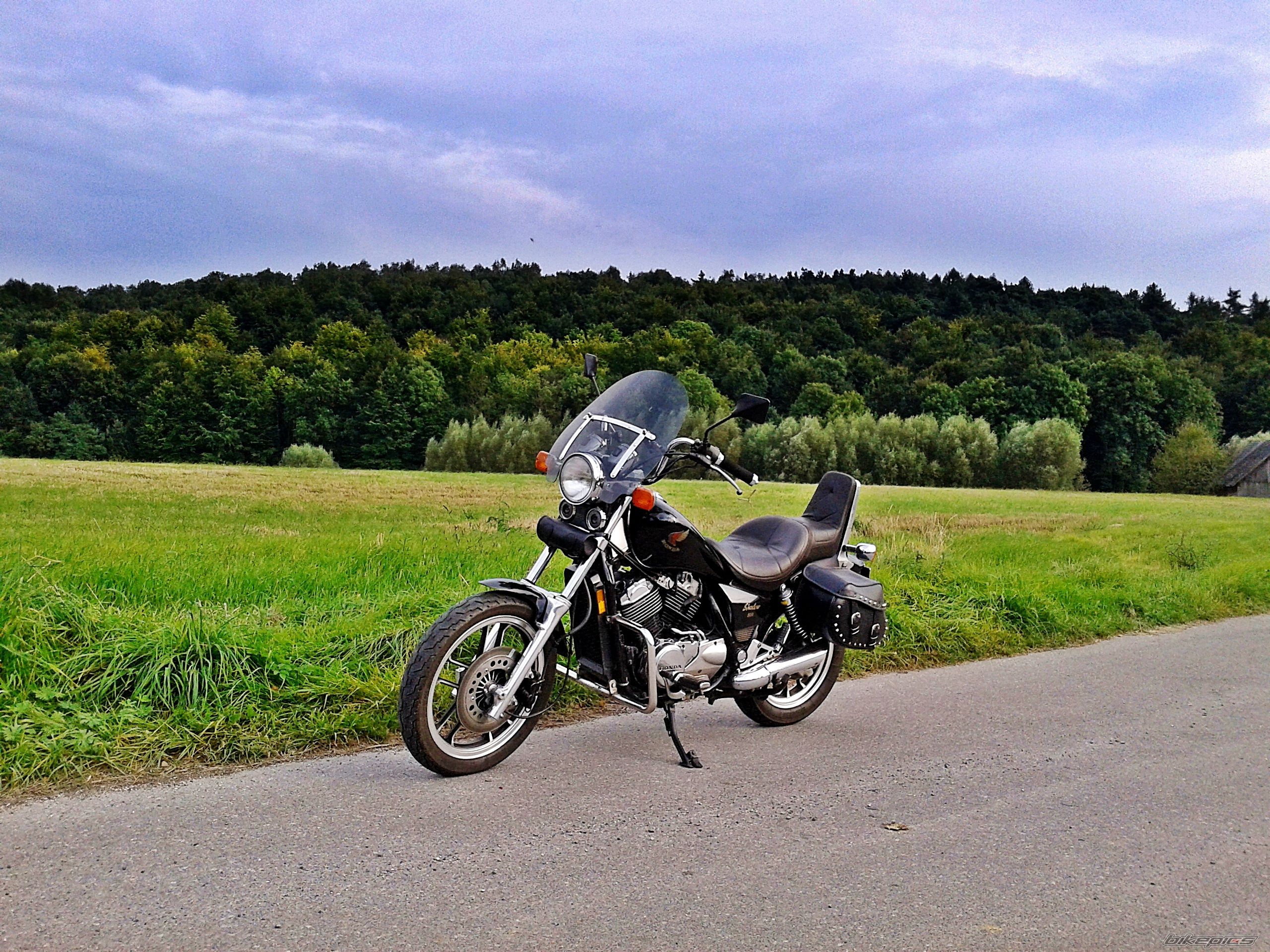 Photo 2695953