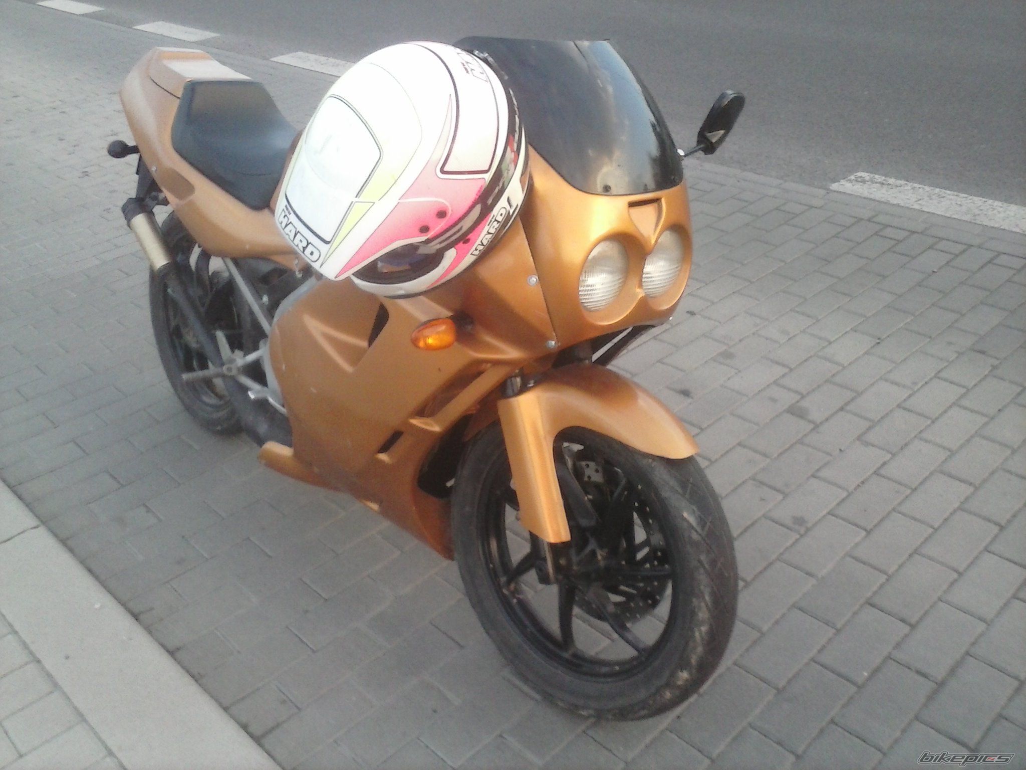 Photo 2695964