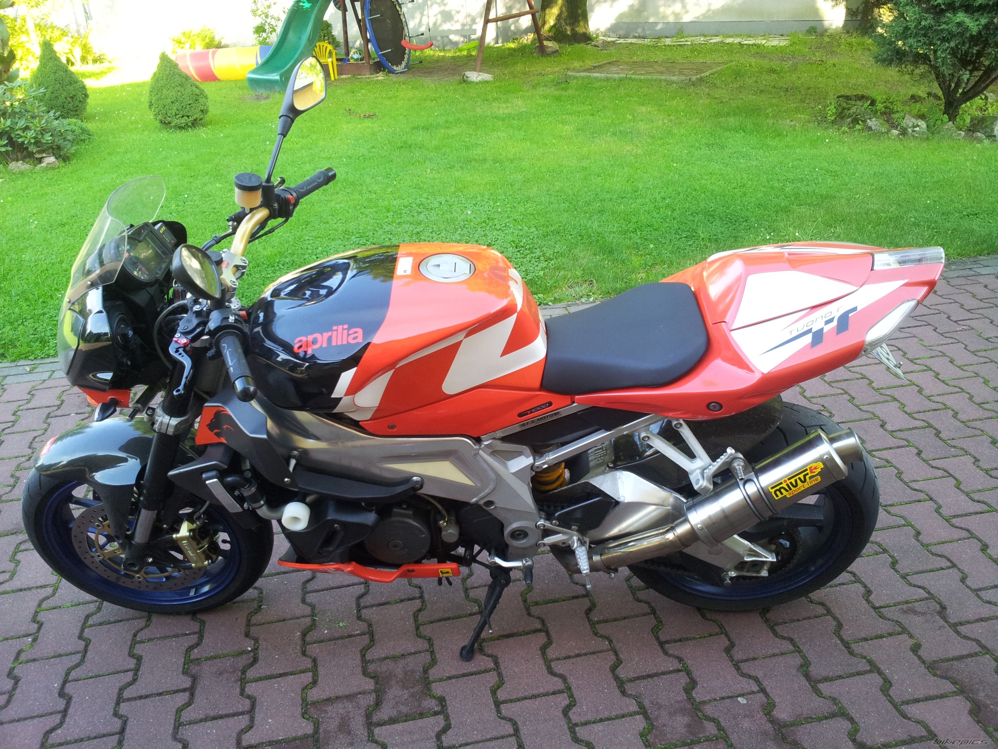 Photo 2695979