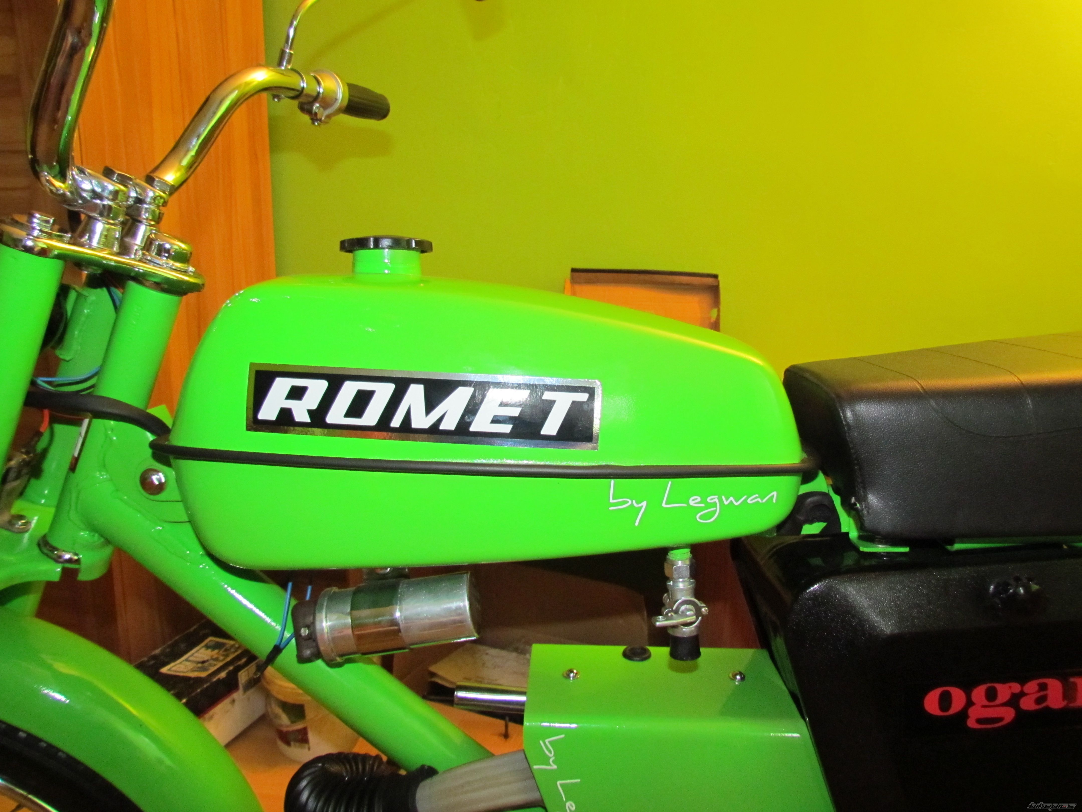 Photo 2698243