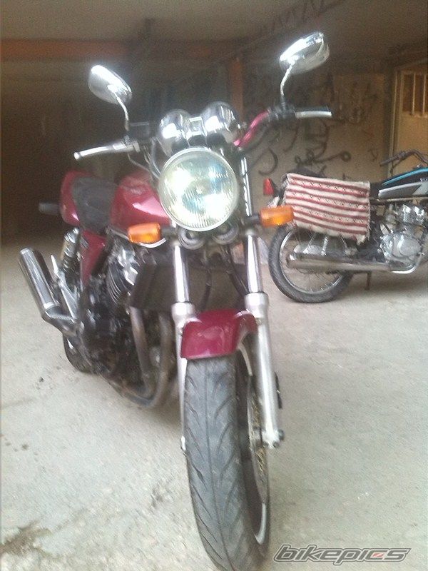 Cb400 V S