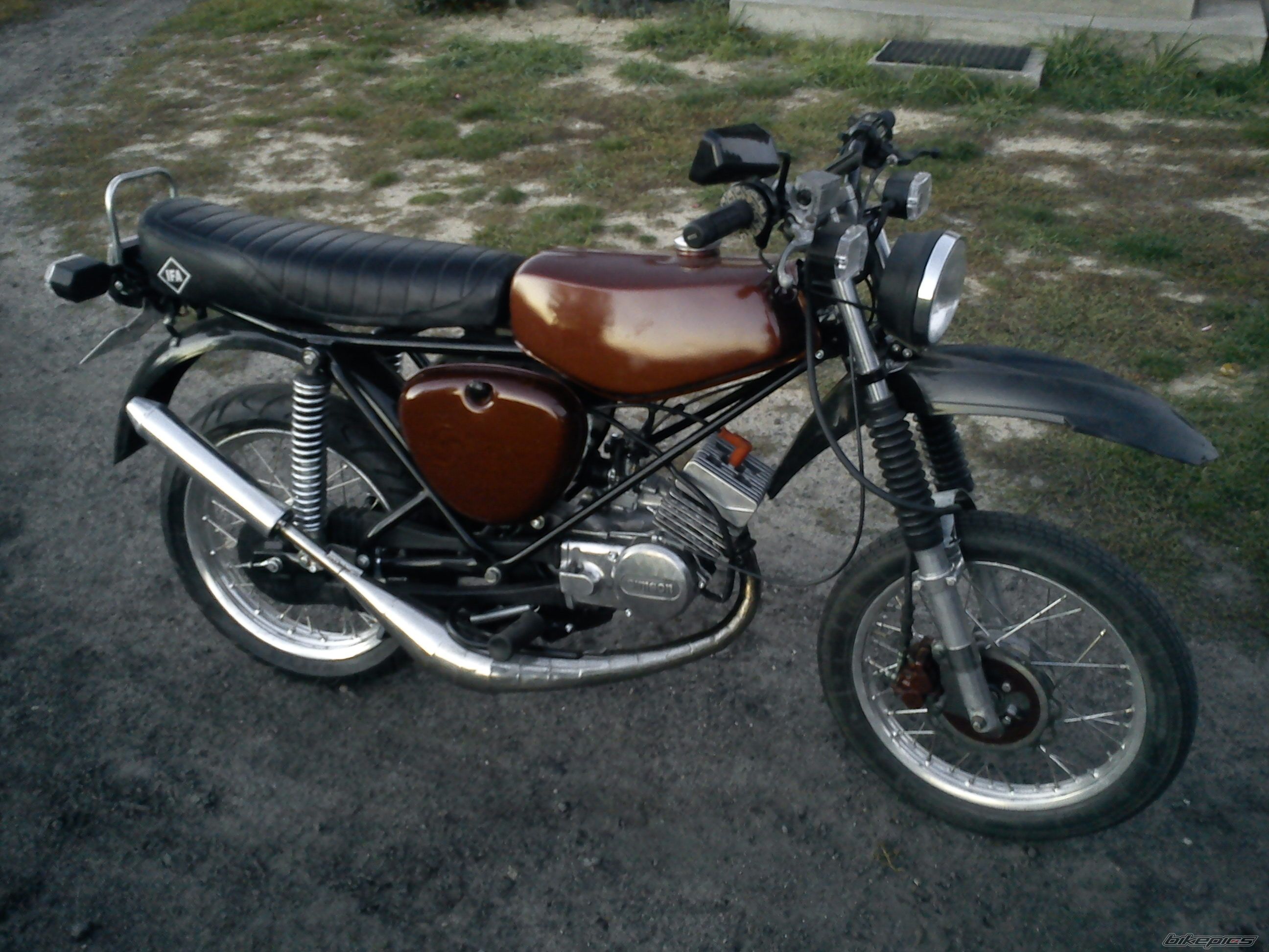 Photo 2698714