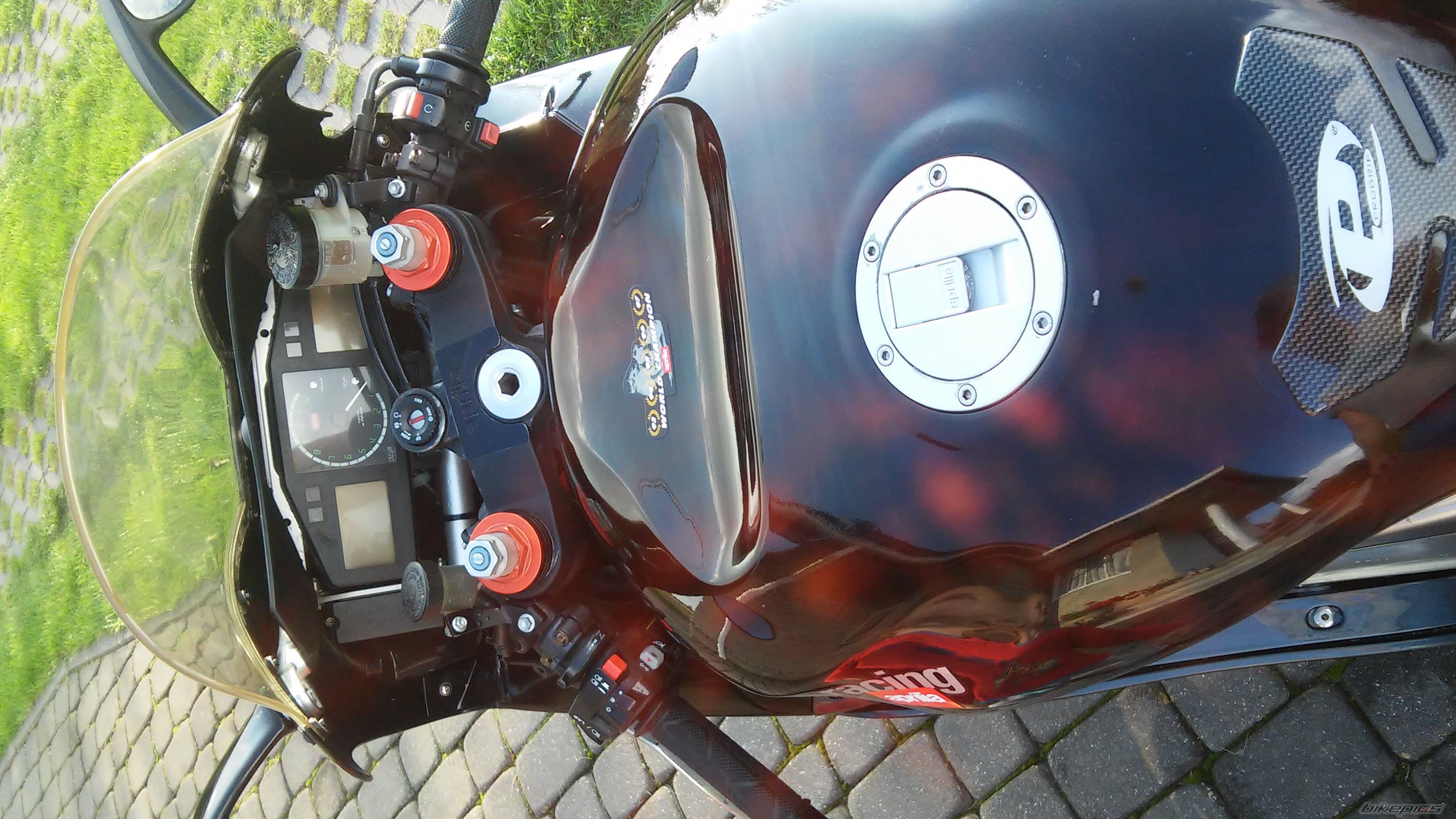 Photo 2700010