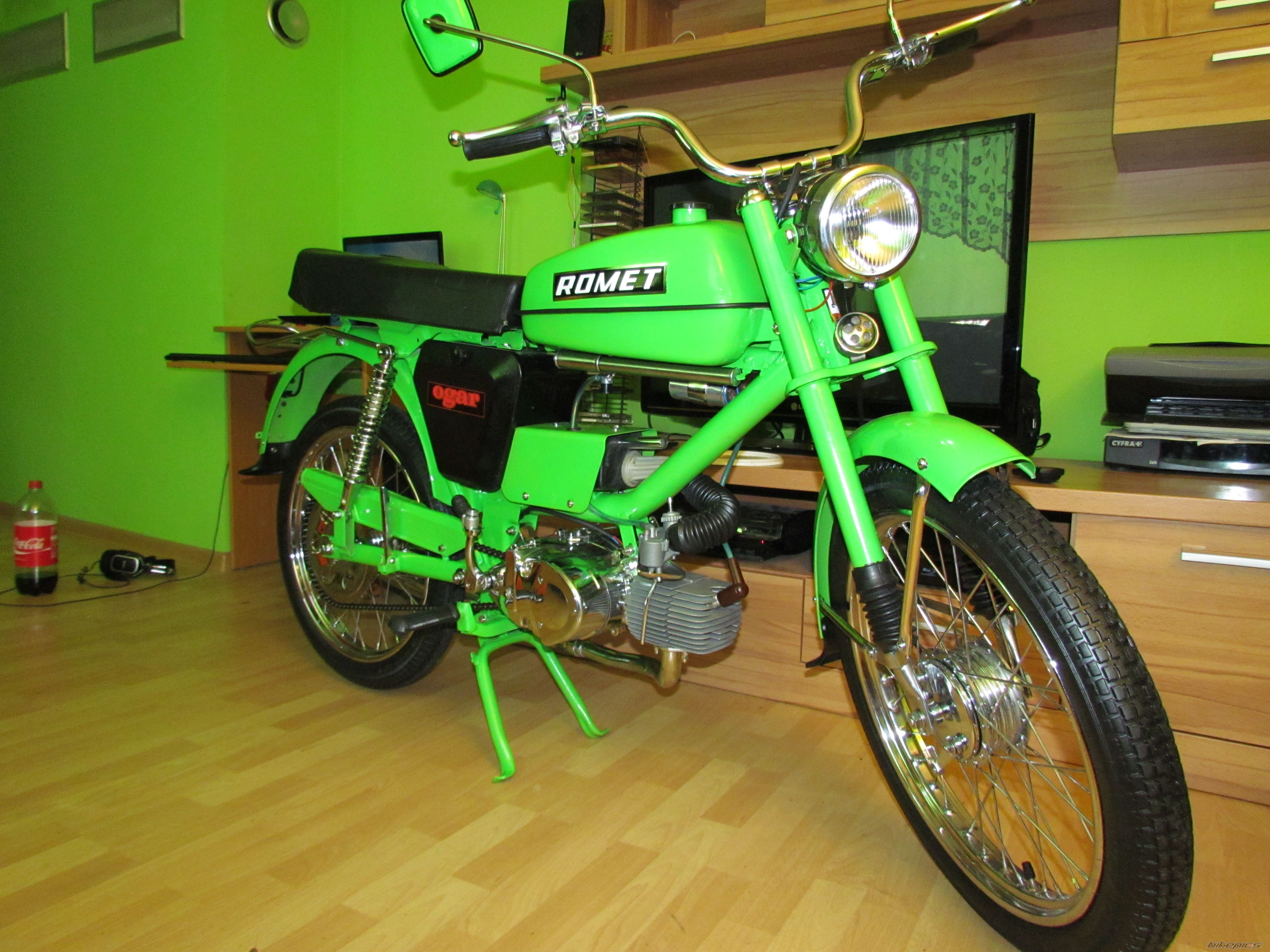 Photo 2700098
