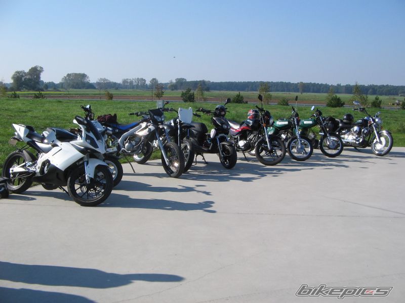 Photo 2700568