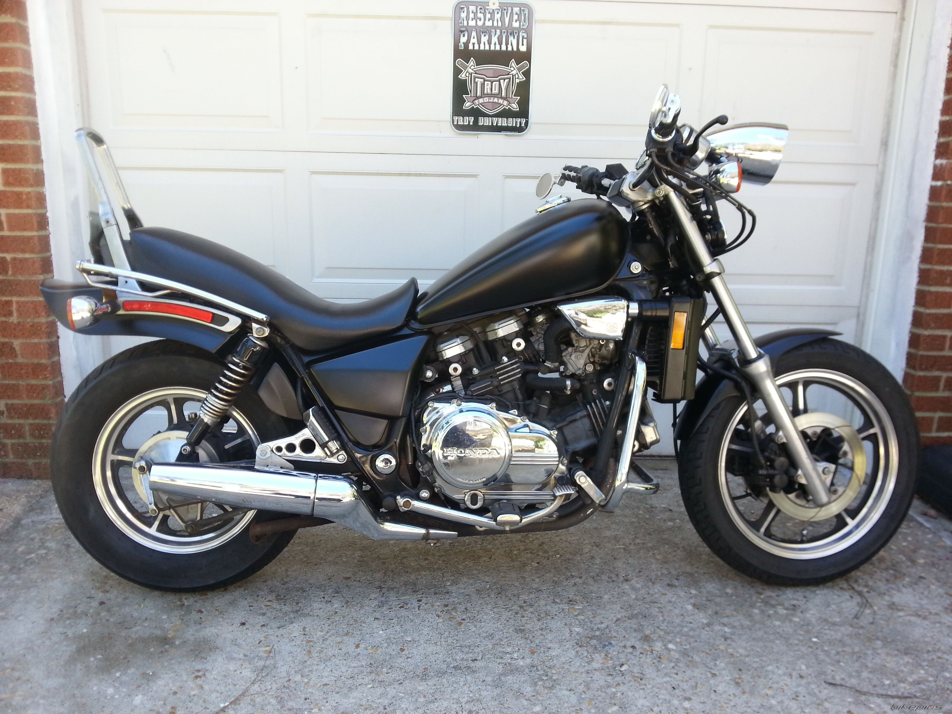 VF 700 (V45 Magna)