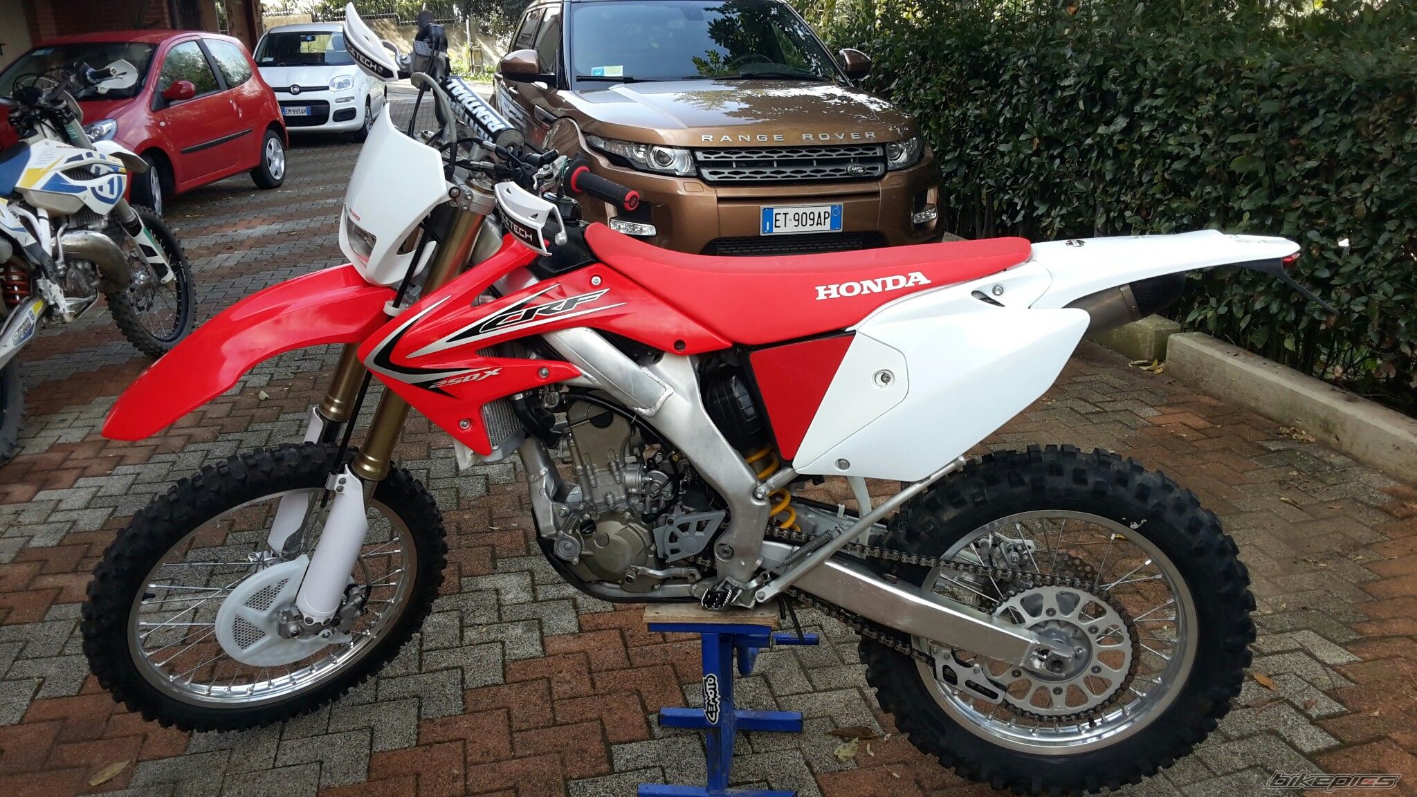 Photo 2702249