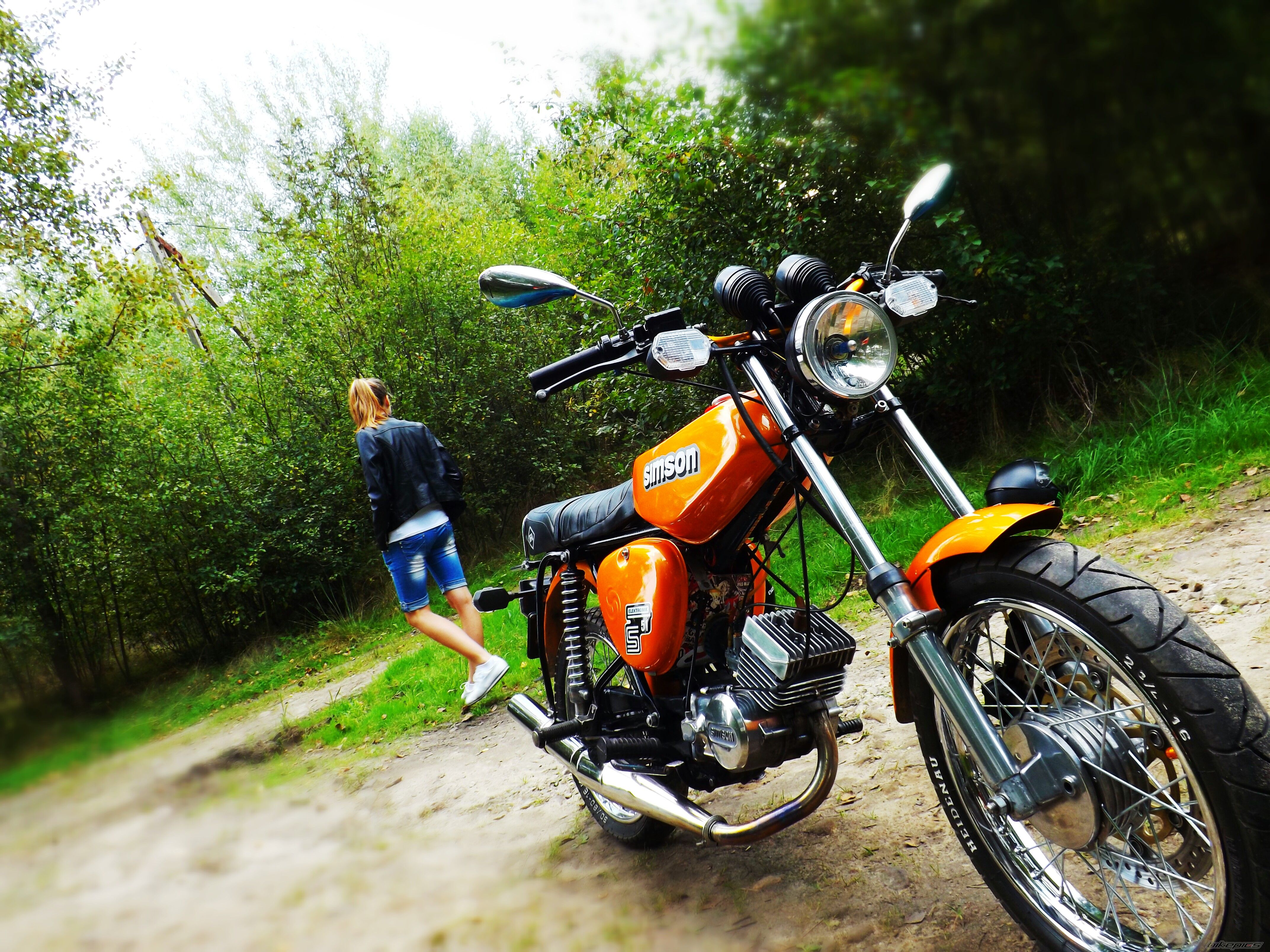 Photo 2705694