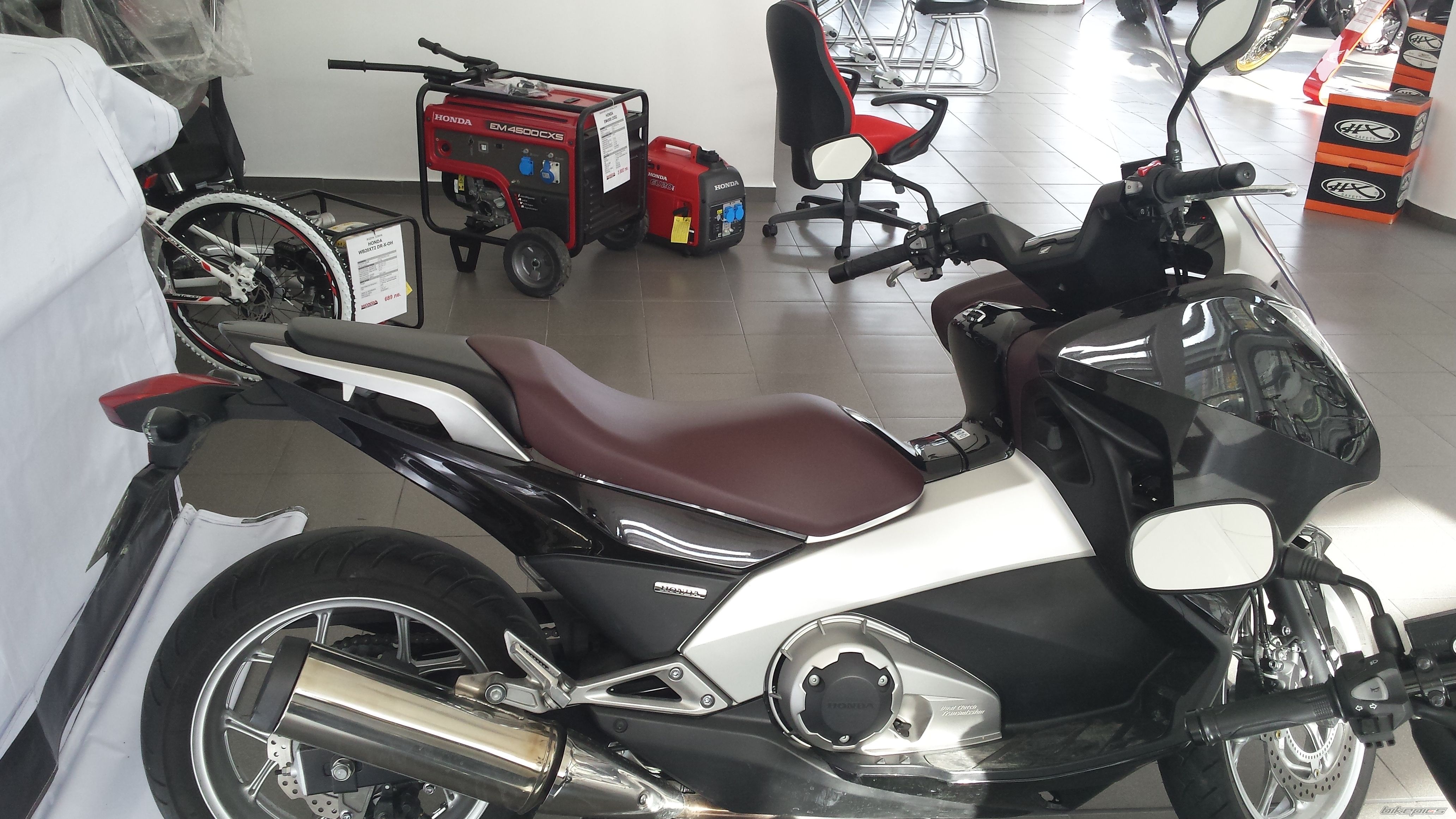 Bike Photo 2710412