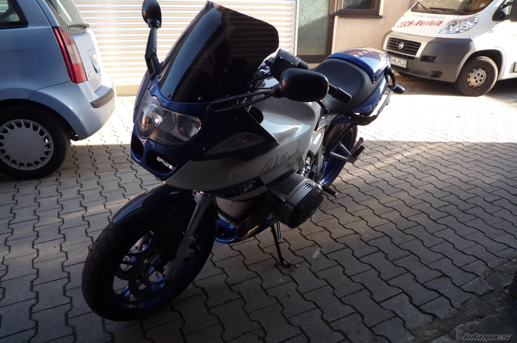 Photo 2713551
