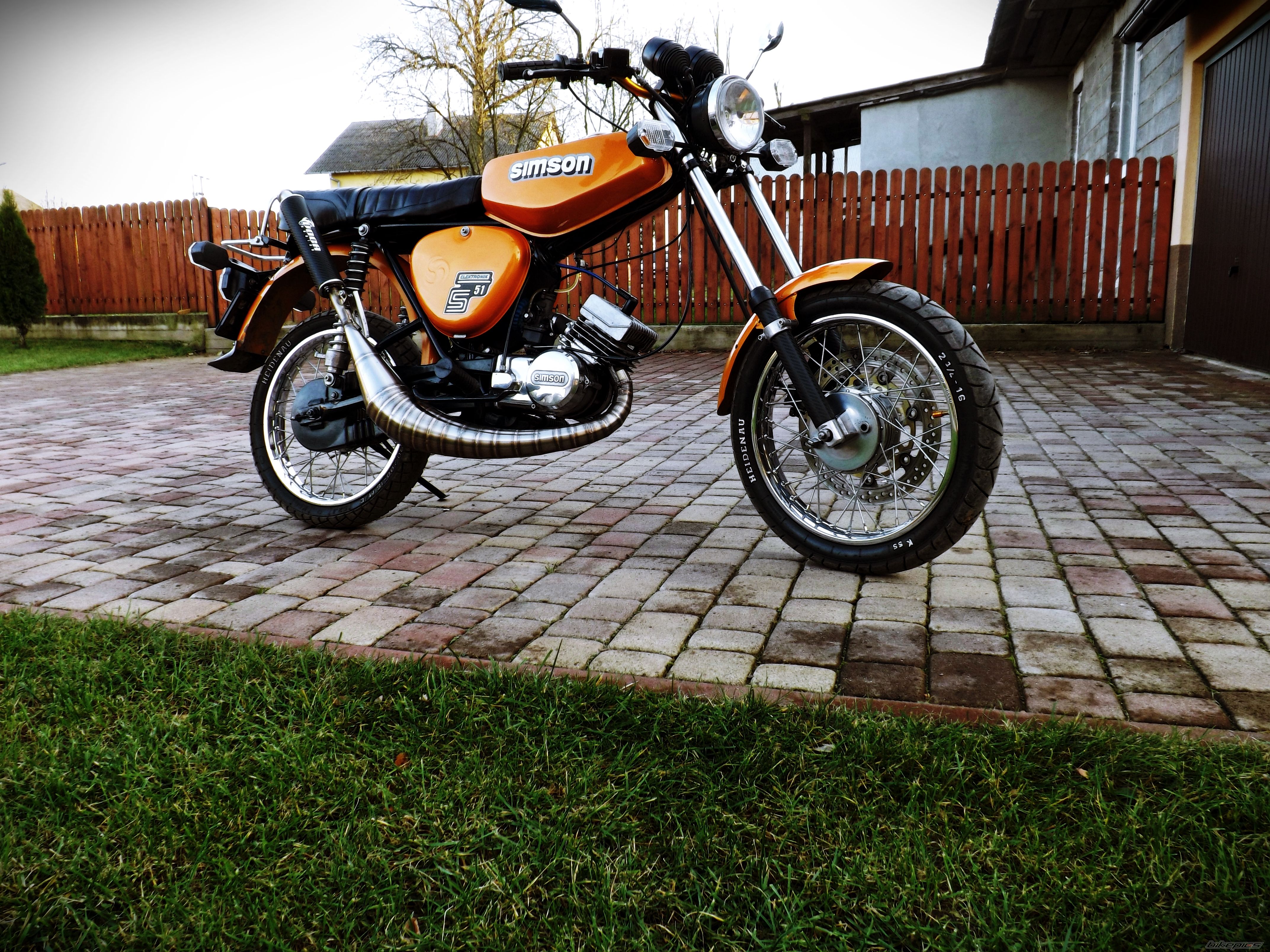 Photo 2713972