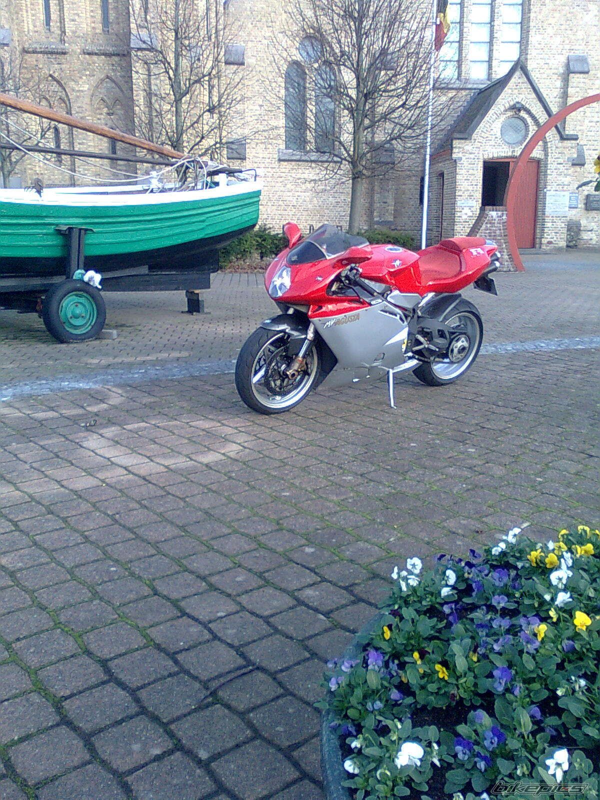 Photo 2715837