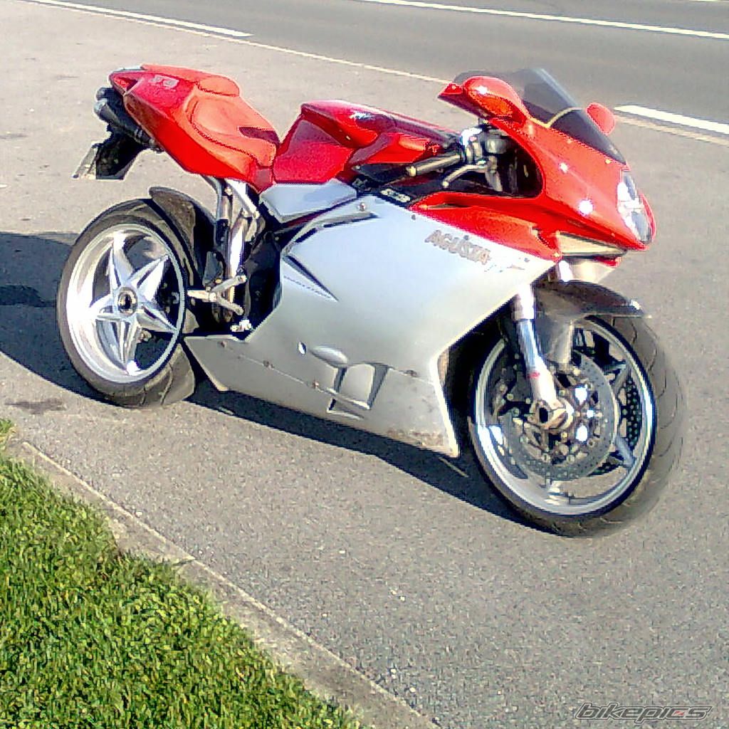 Photo 2715852
