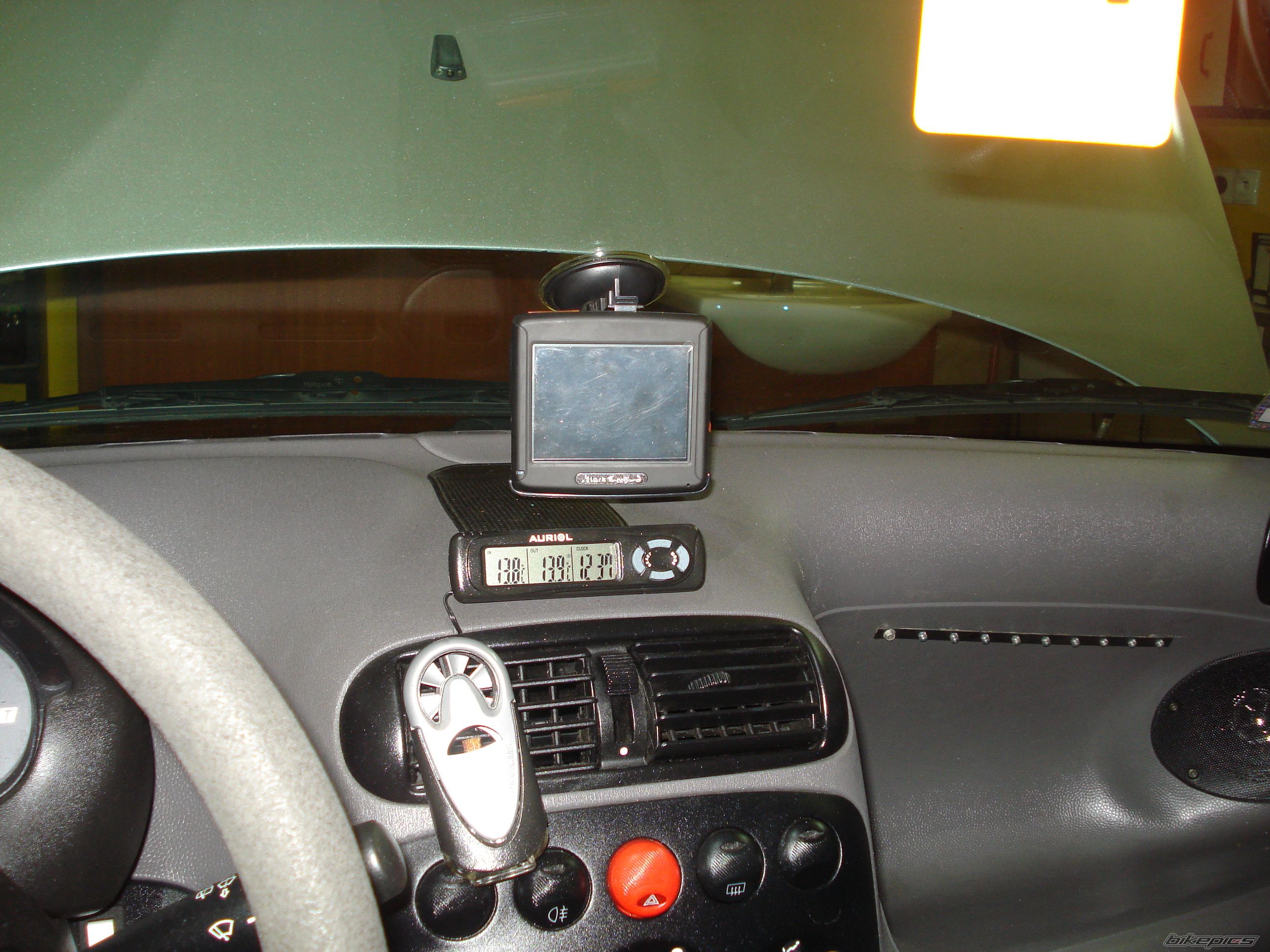 Photo 2715889