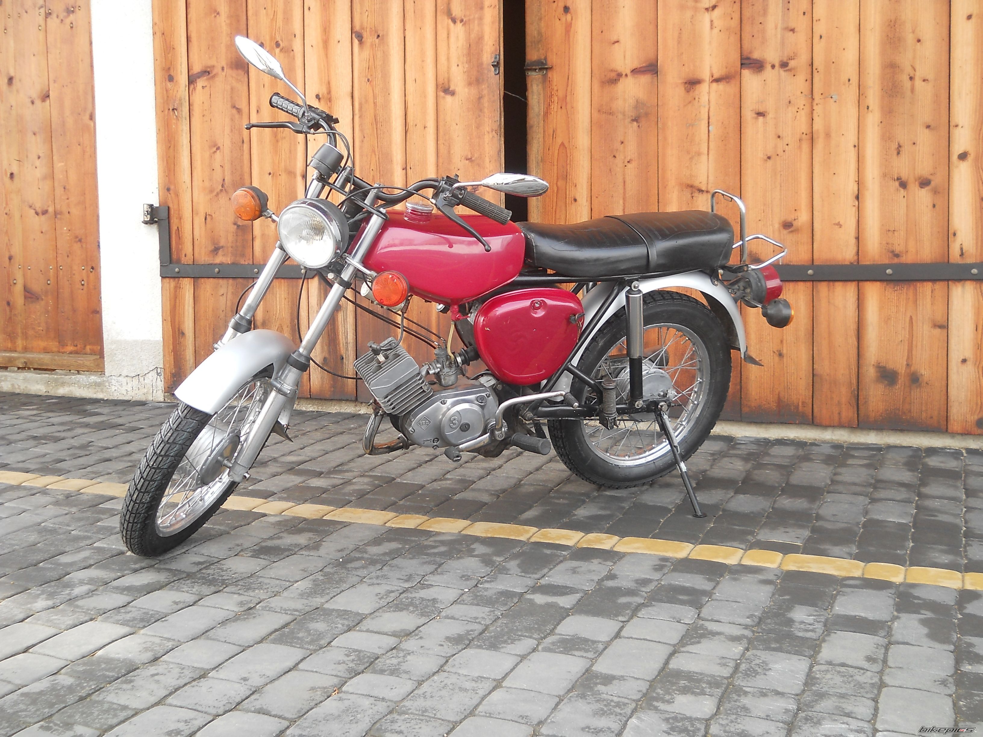 Photo 2716888