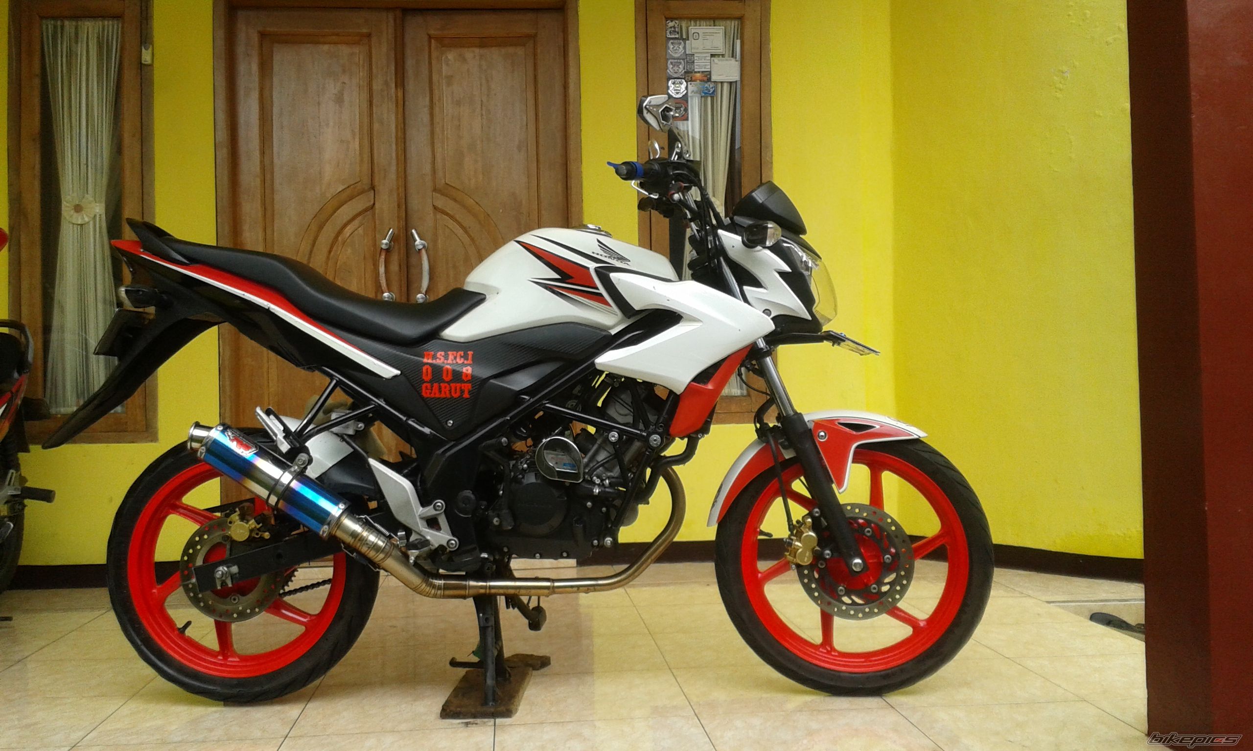 Cb 150r Streetfire