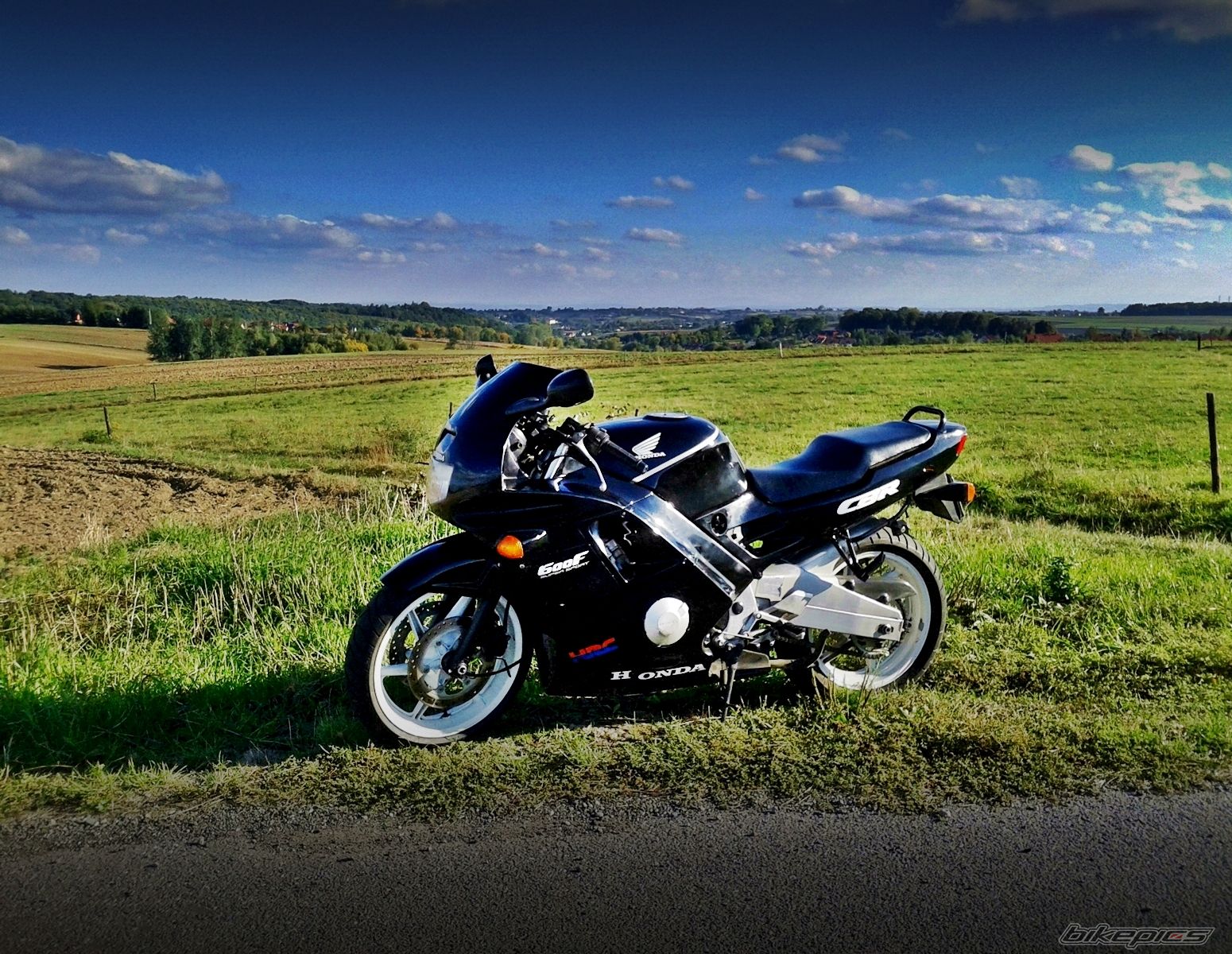 Photo 2723948
