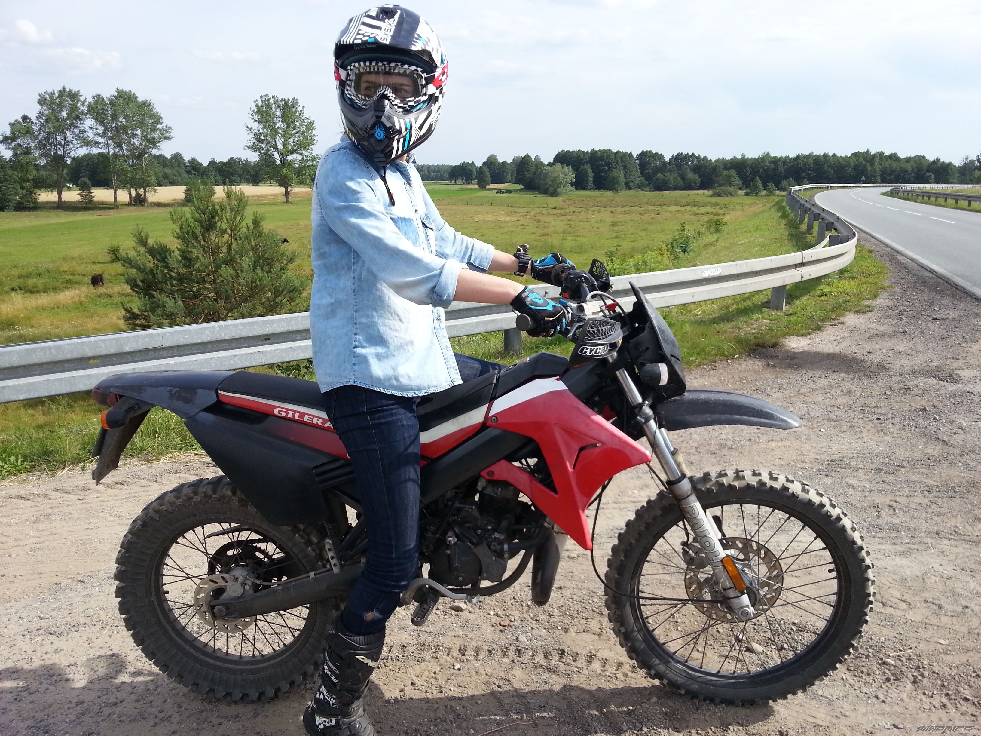 Photo 2728136