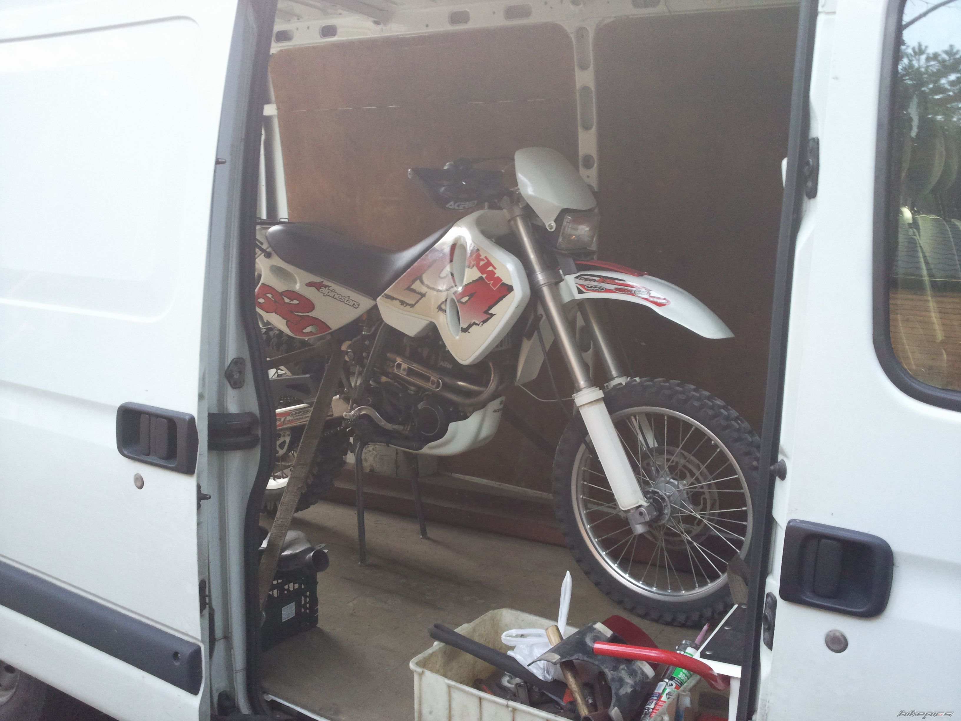 Photo 2729936