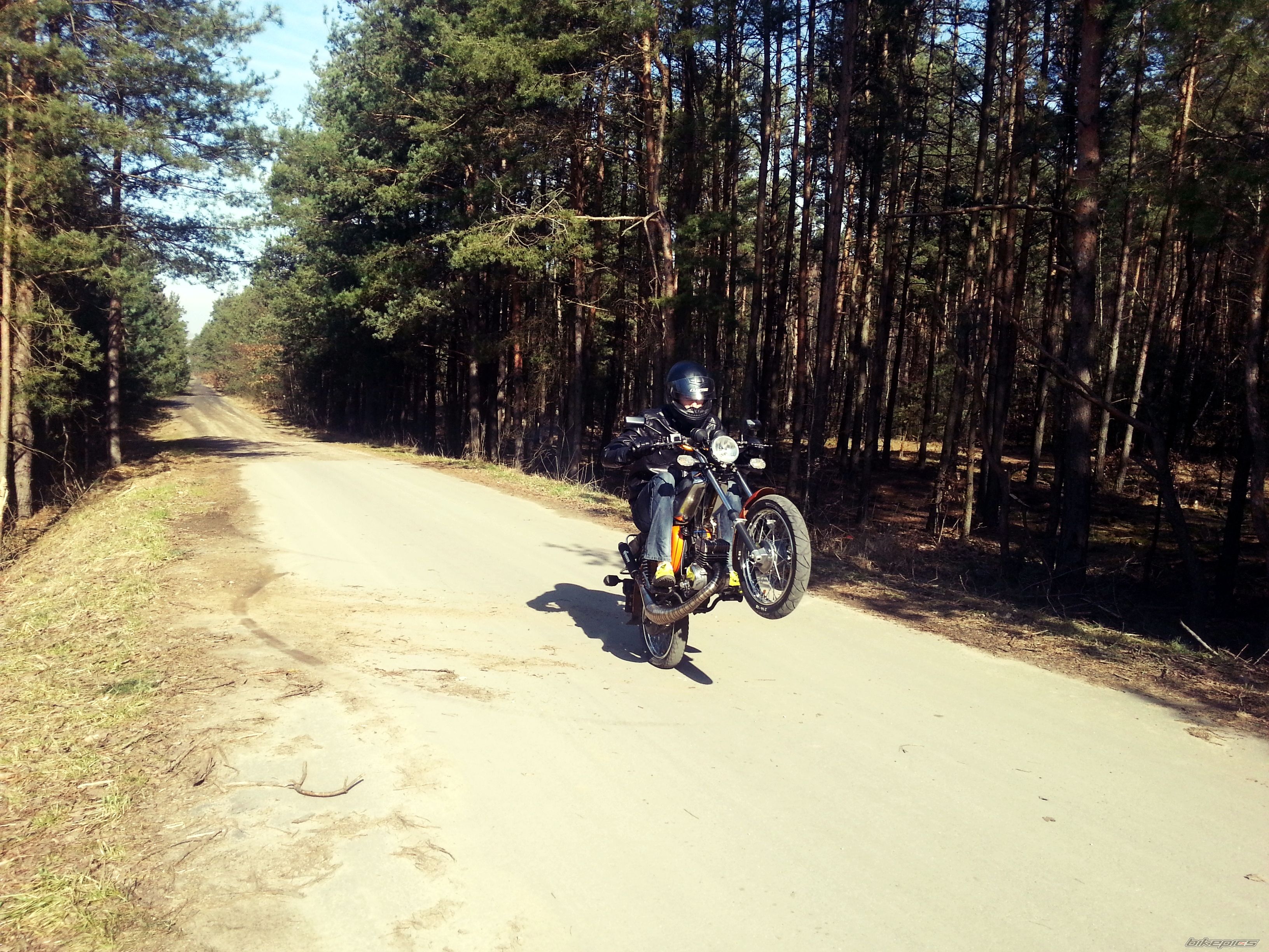 Photo 2730544