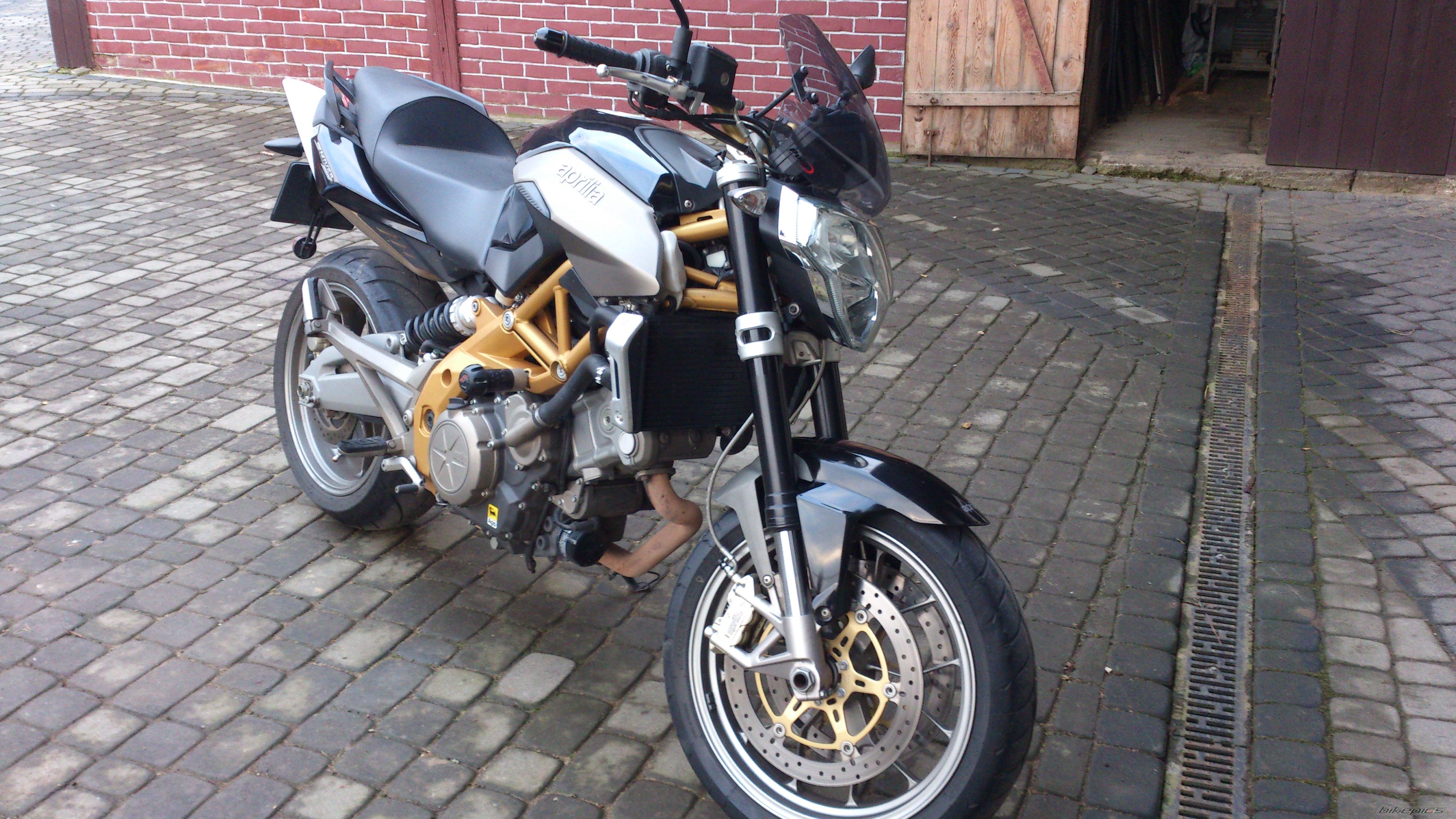 Photo 2730841
