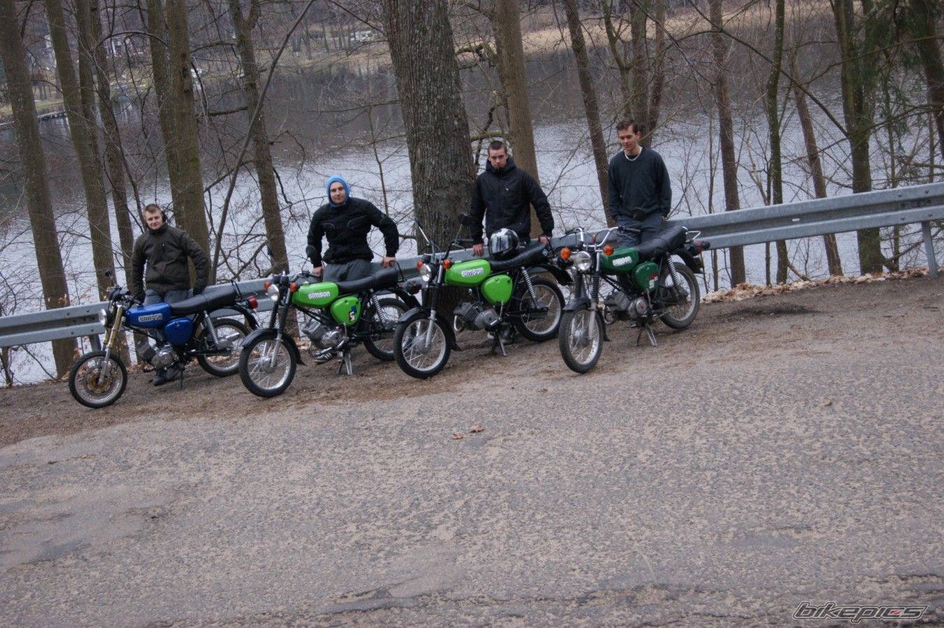 Photo 2730854