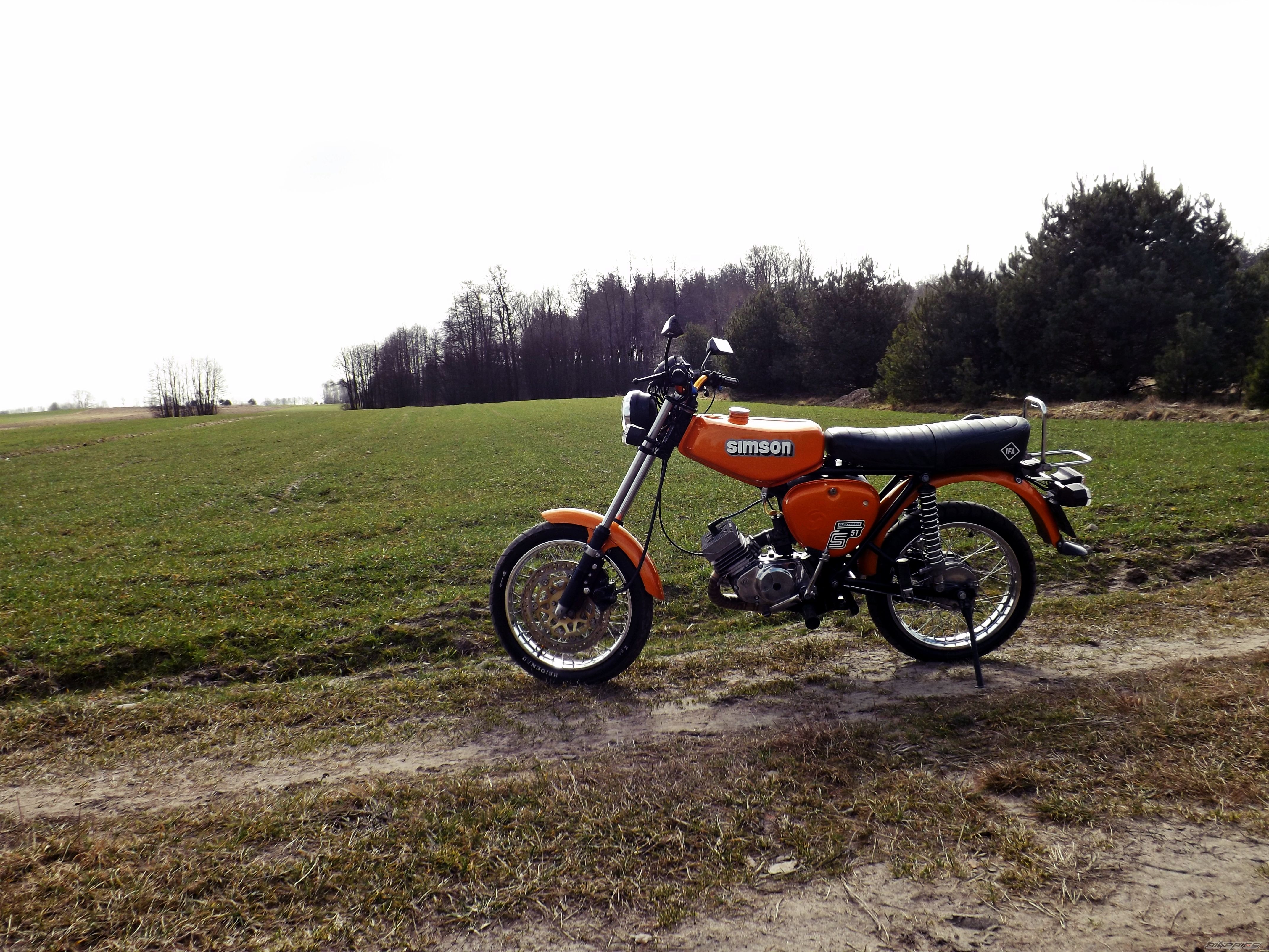 Photo 2730881