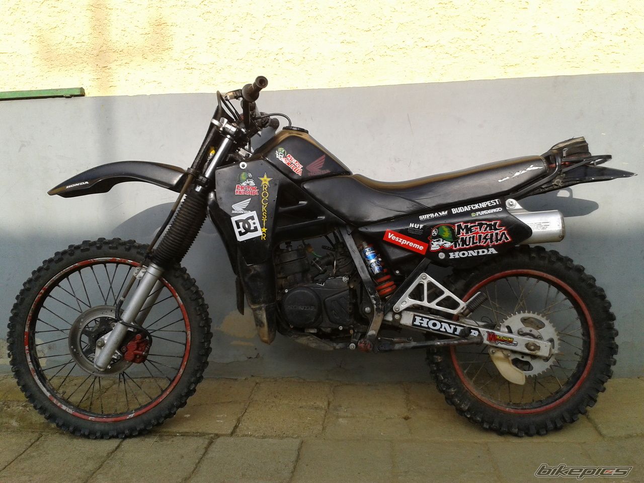 Photo 2730994
