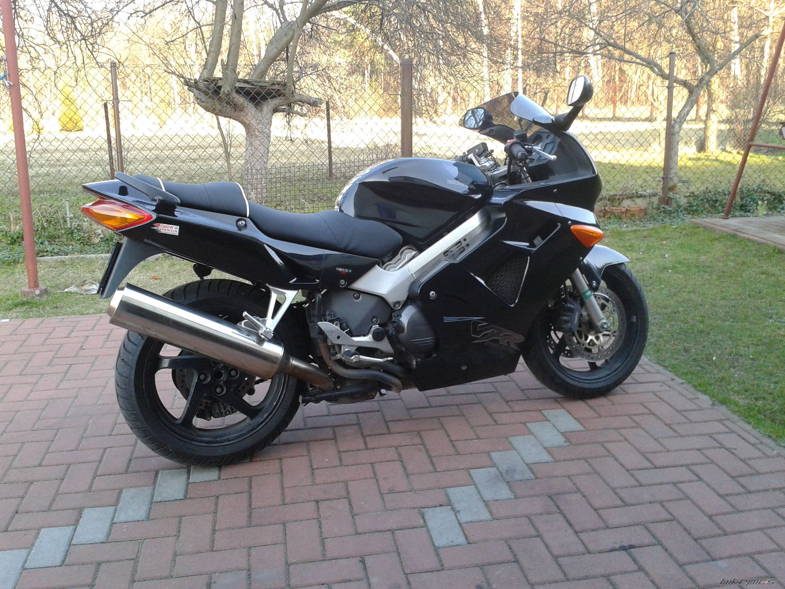 Photo 2730997