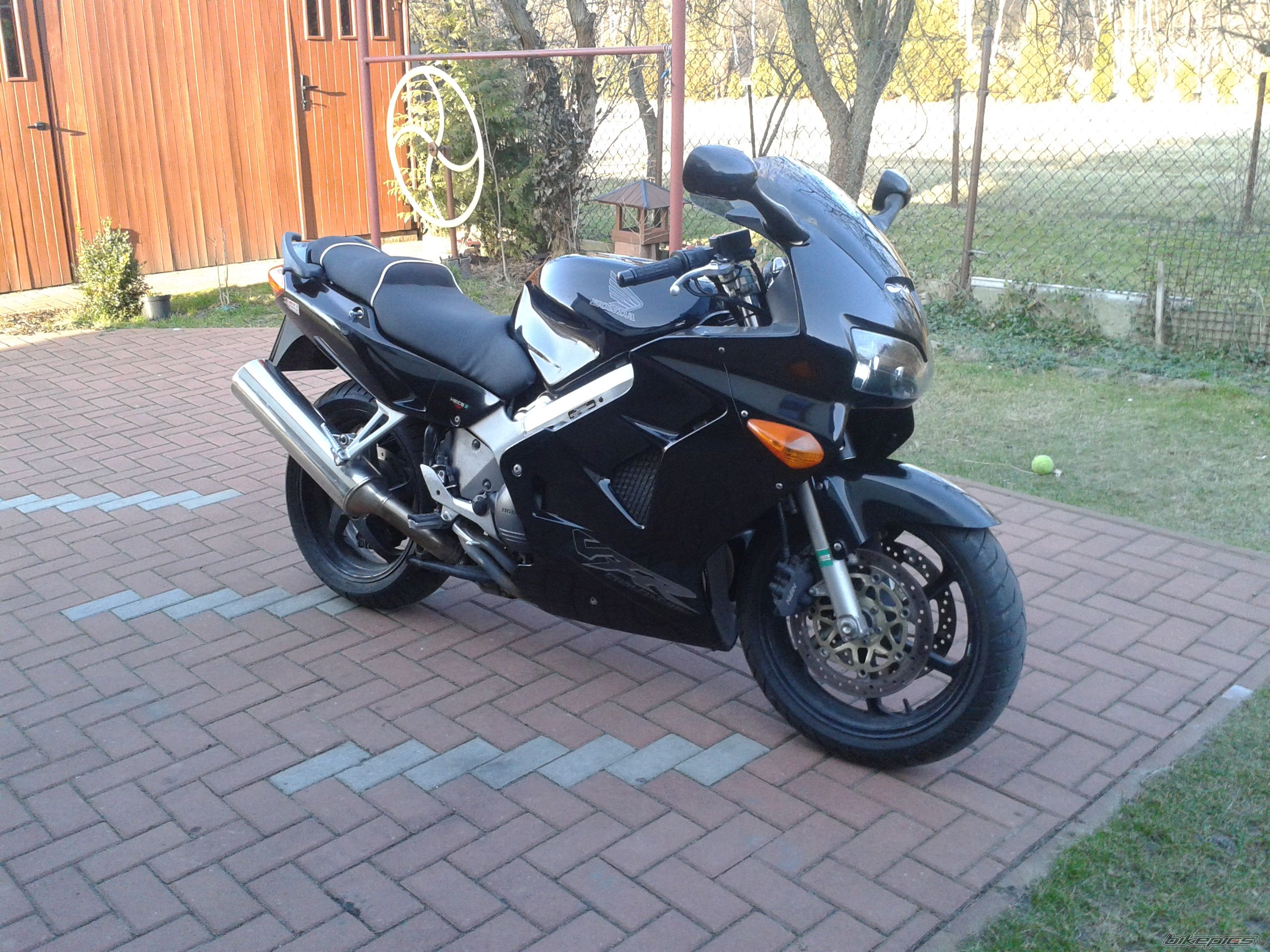 Photo 2730998
