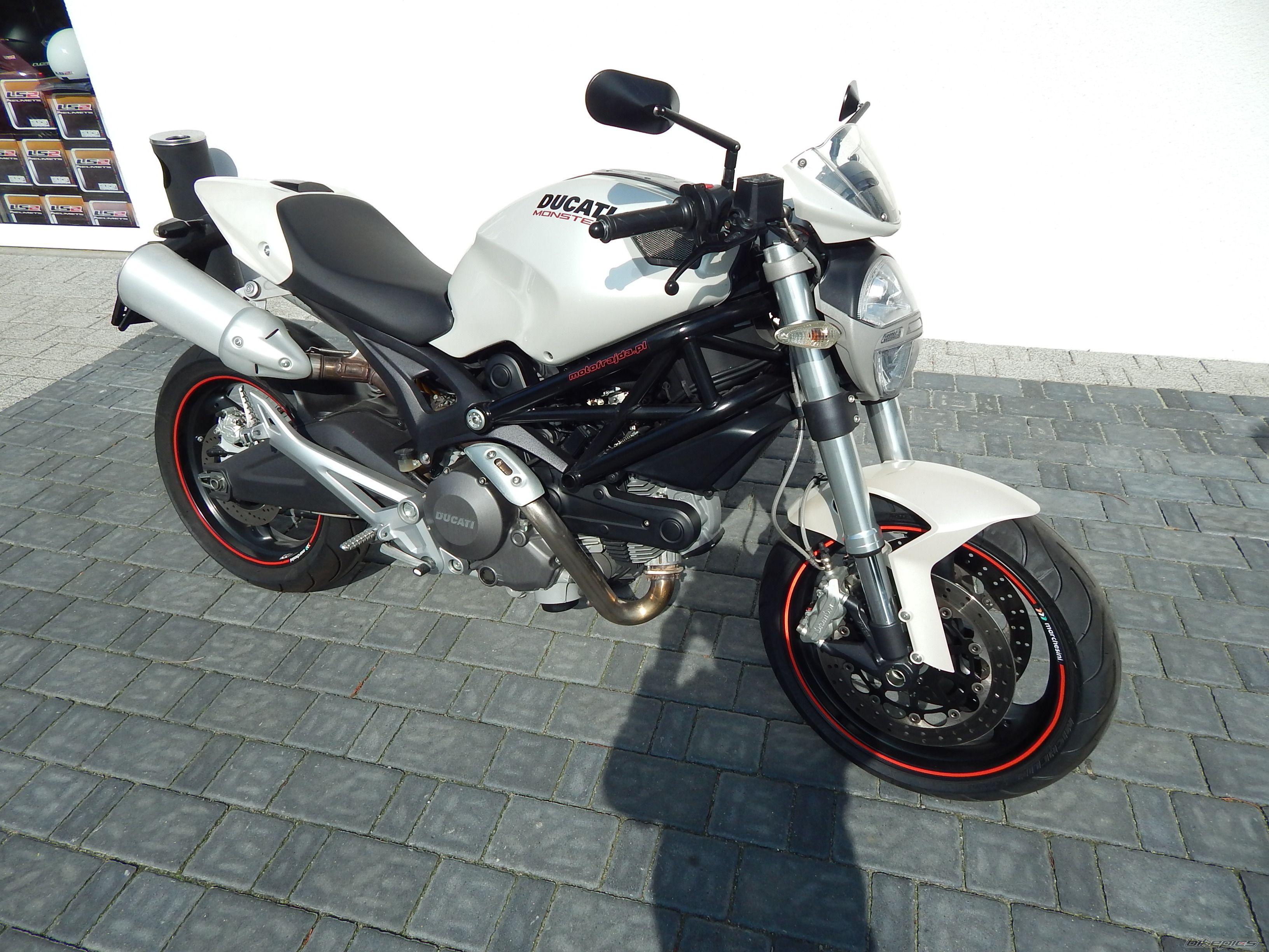 Photo 2732893