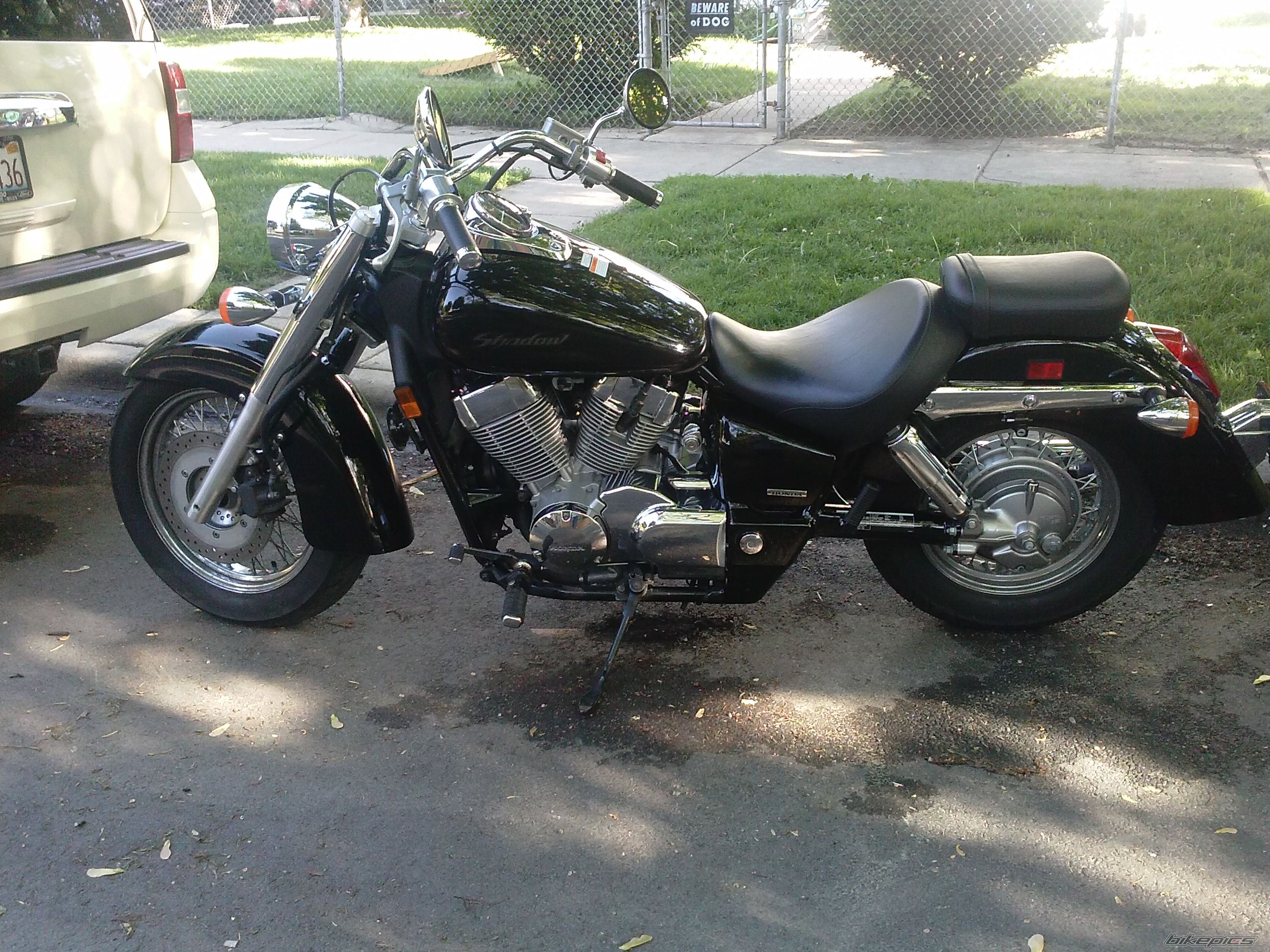 Shadow Aero 750