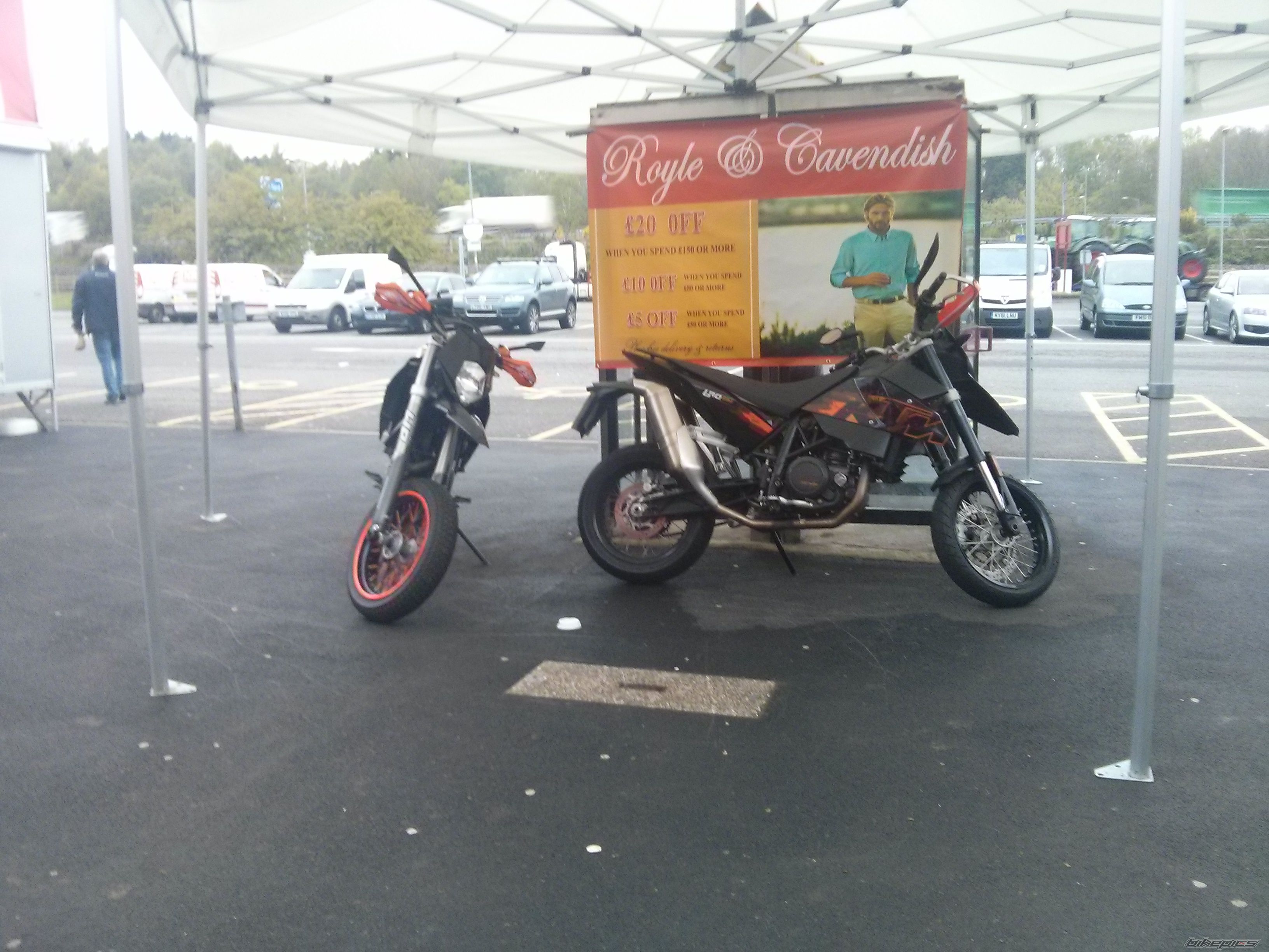 Photo 2733174
