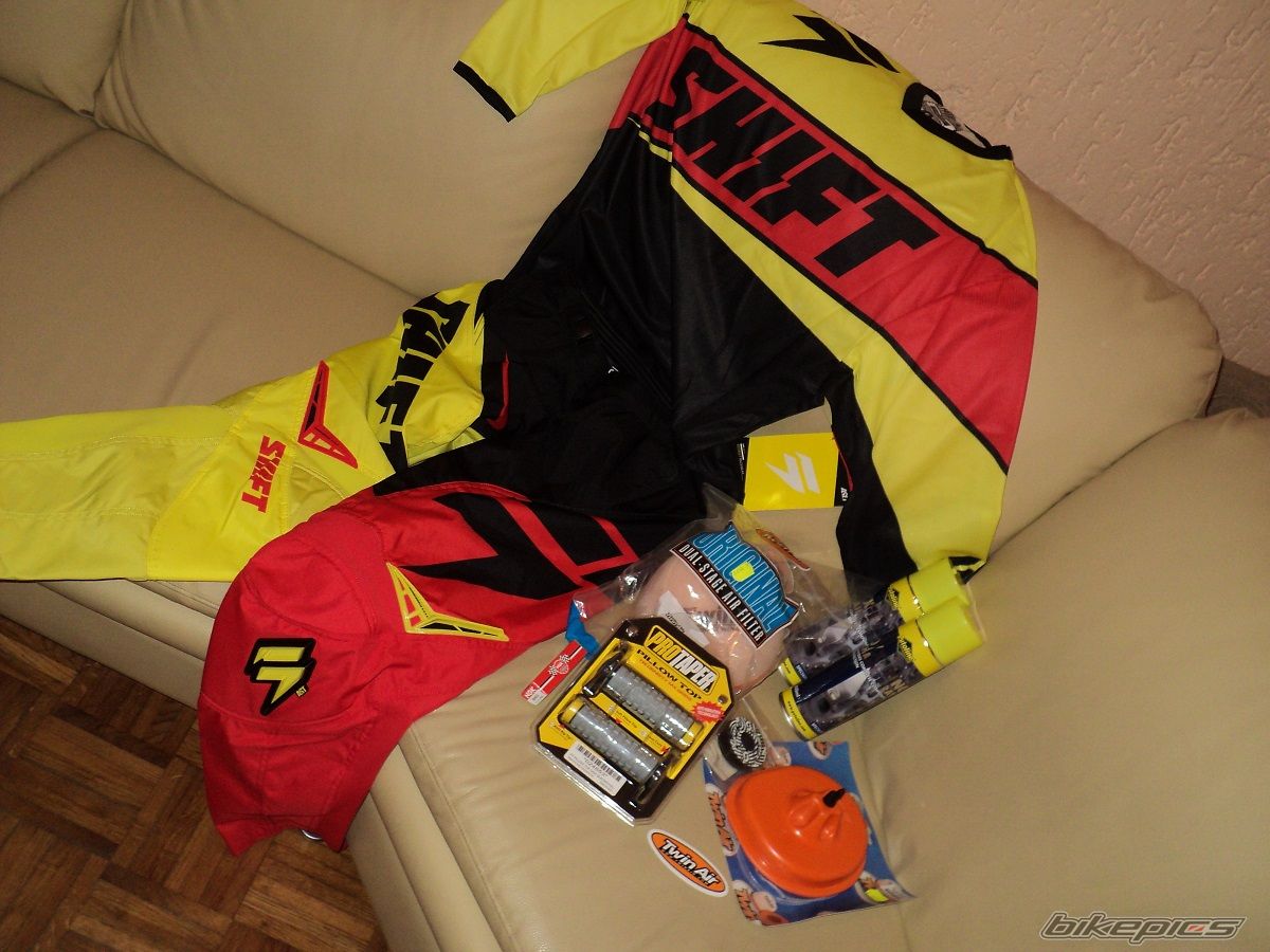 Photo 2734697