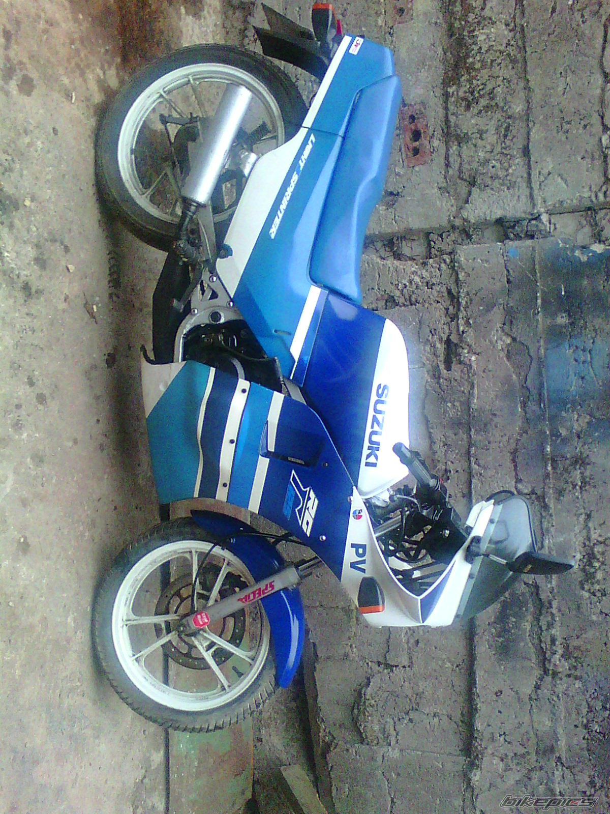 Photo 2734871