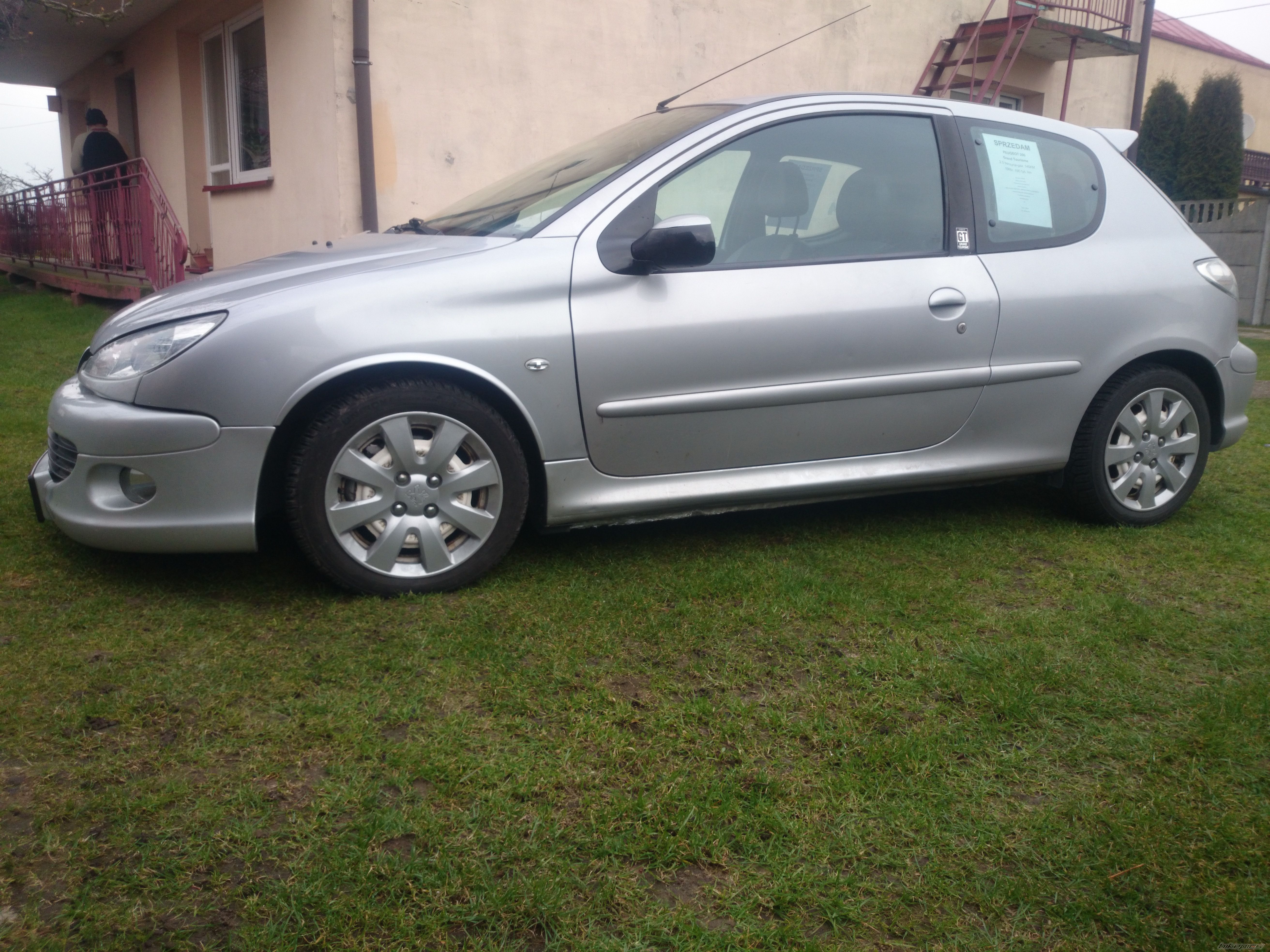 Photo 2734878