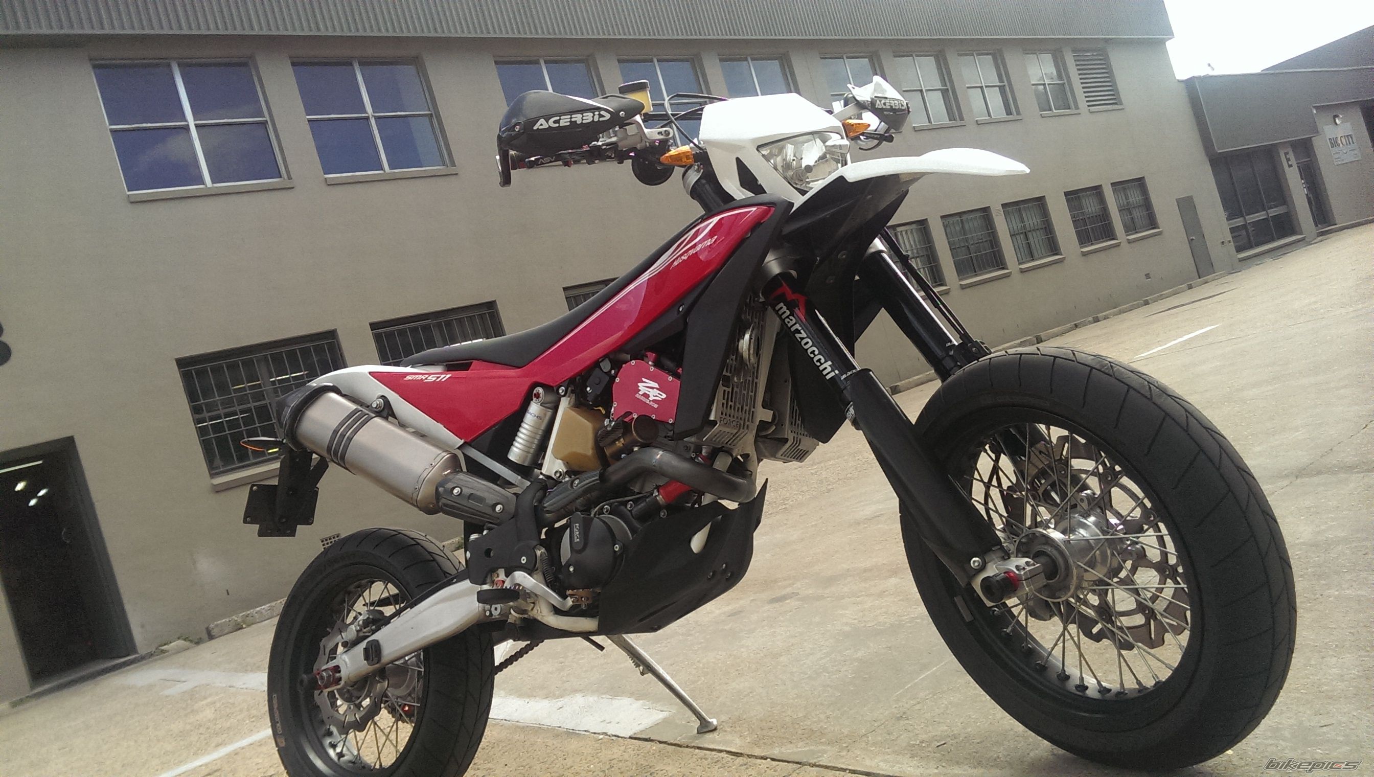 Photo 2735408
