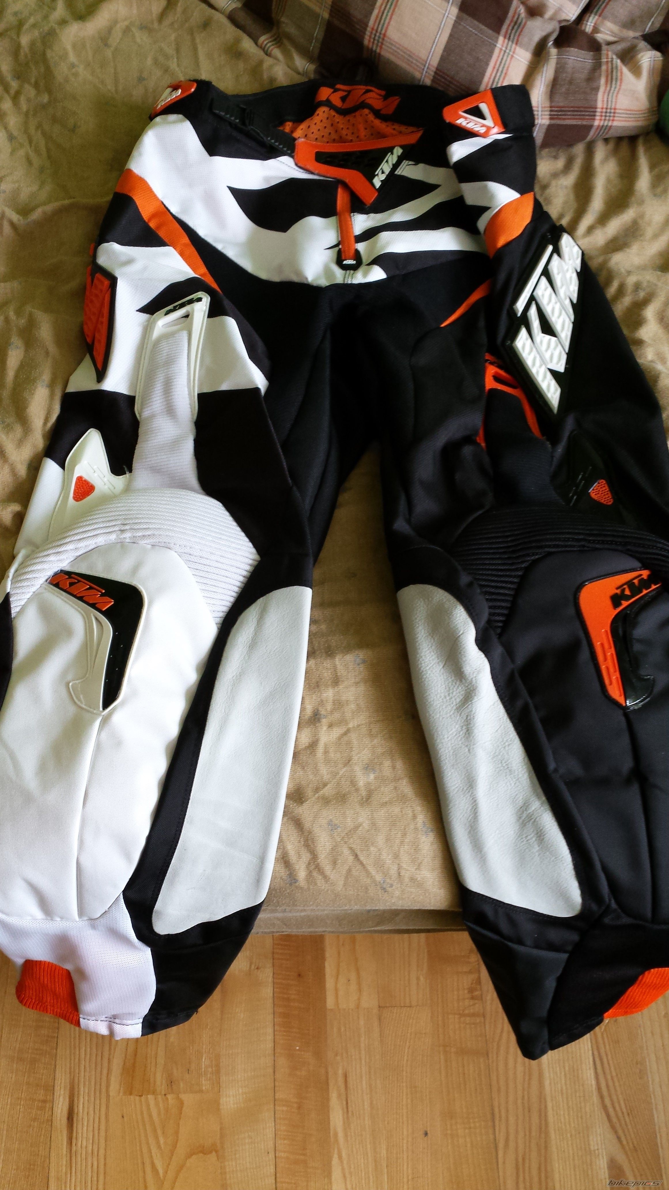 Photo 2735876