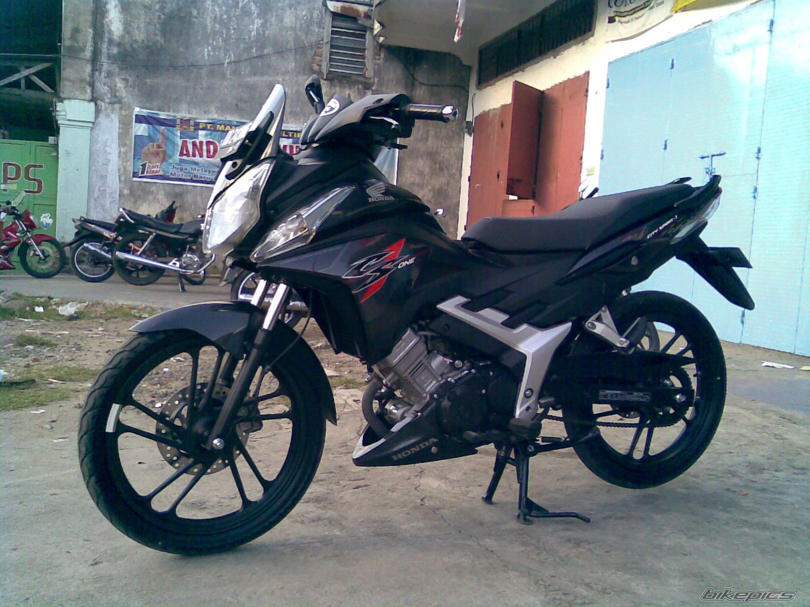 Photo 2736398