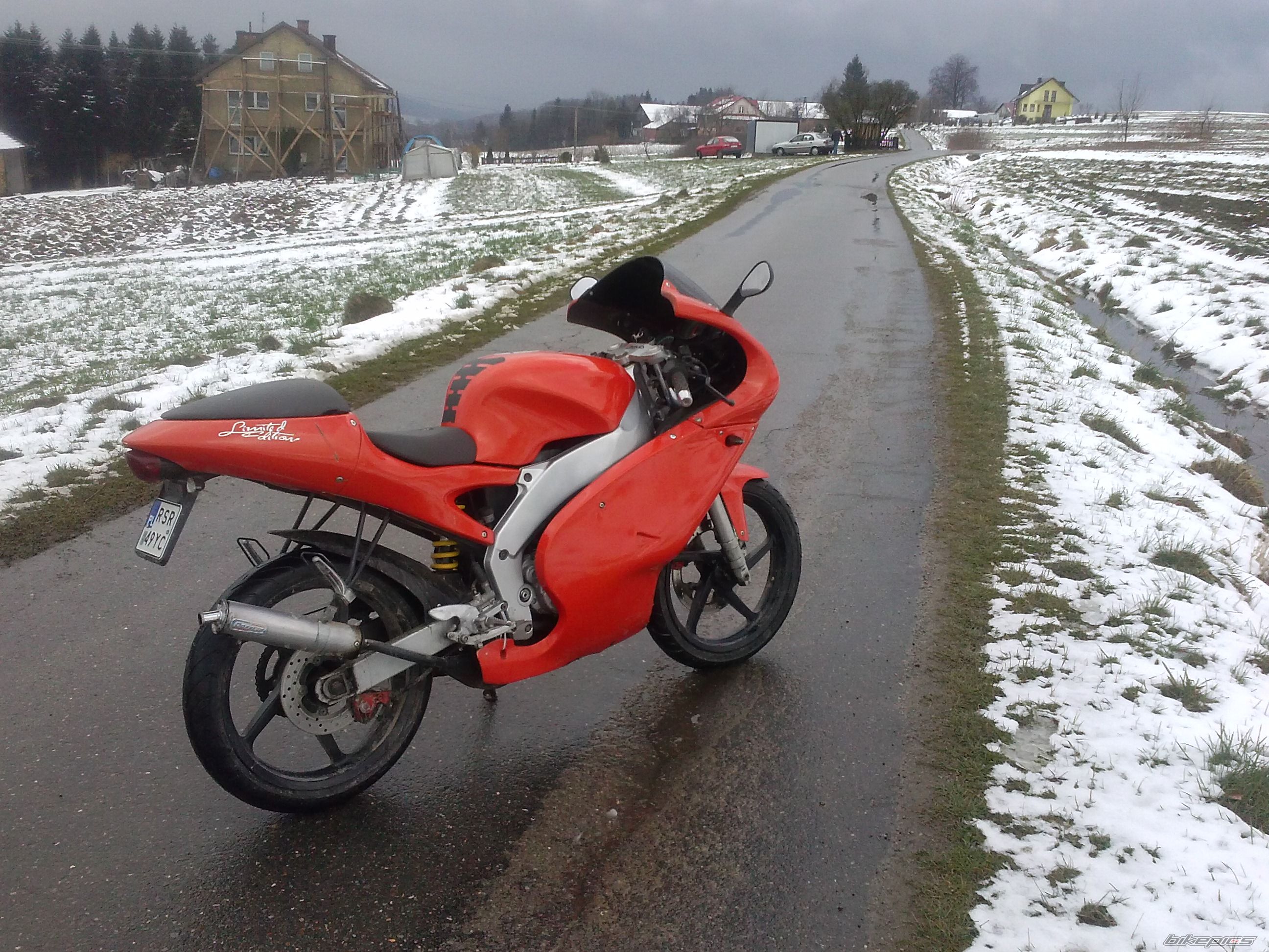 Photo 2736489