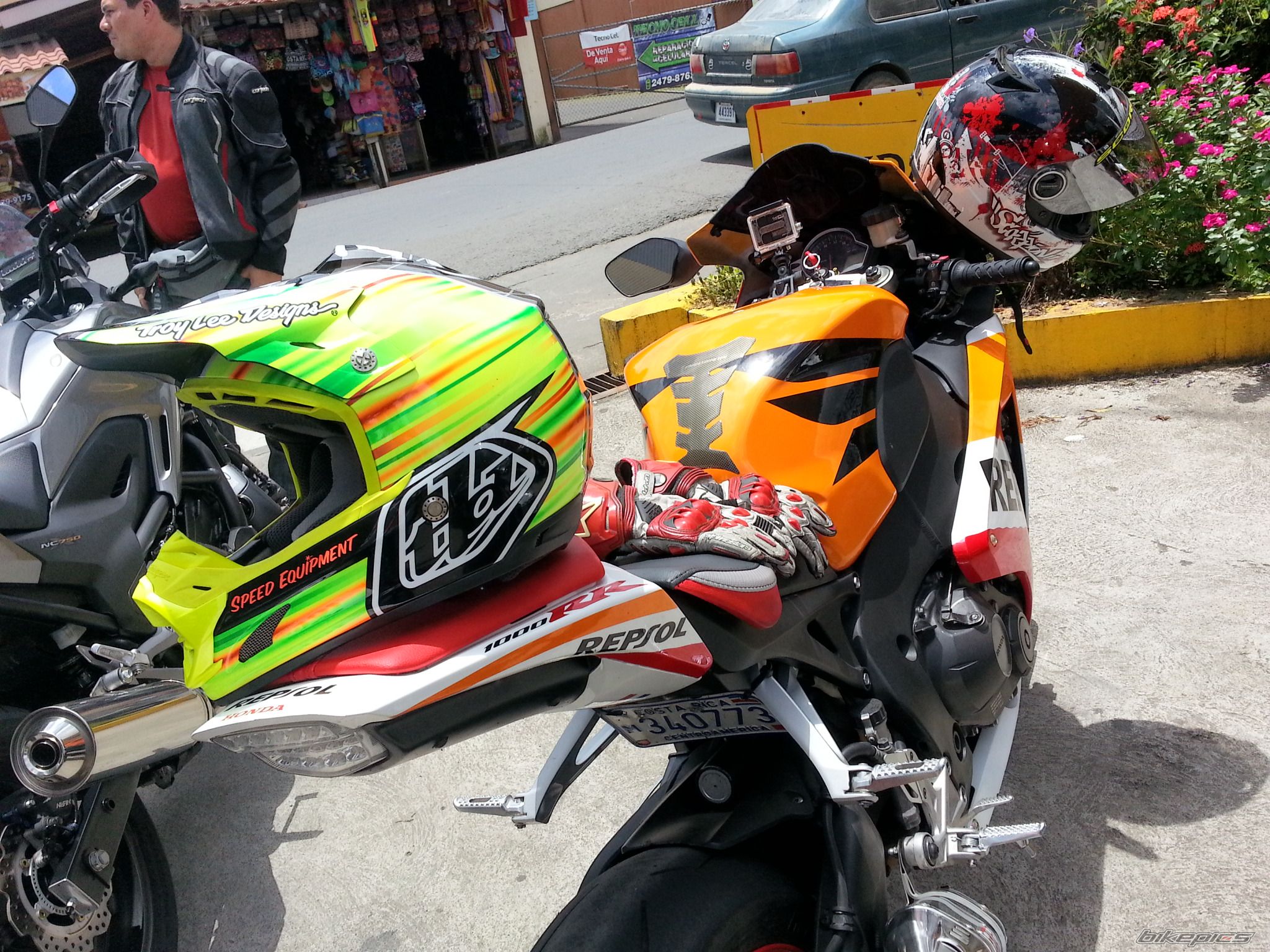 Photo 2736513