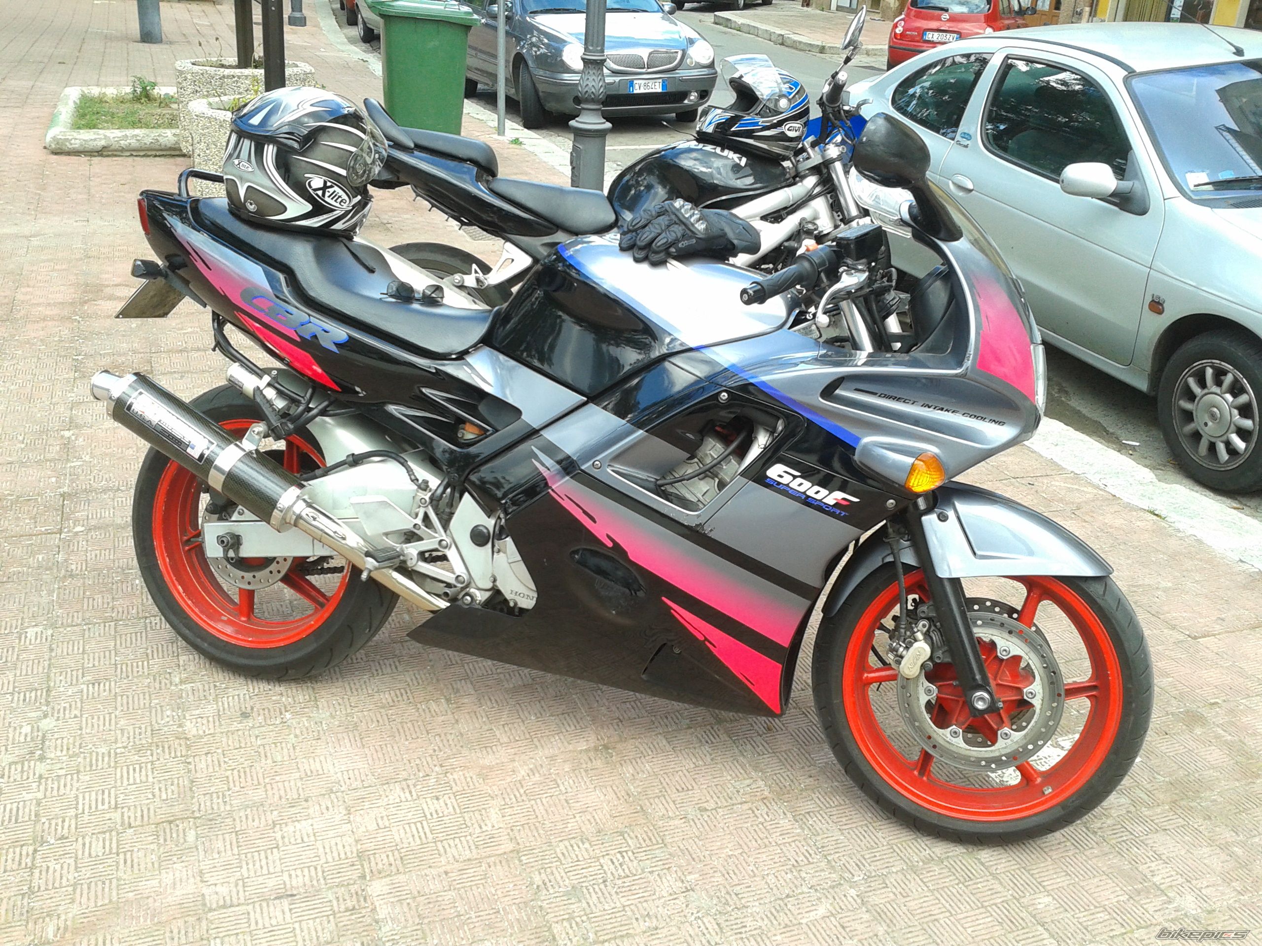Photo 2736933