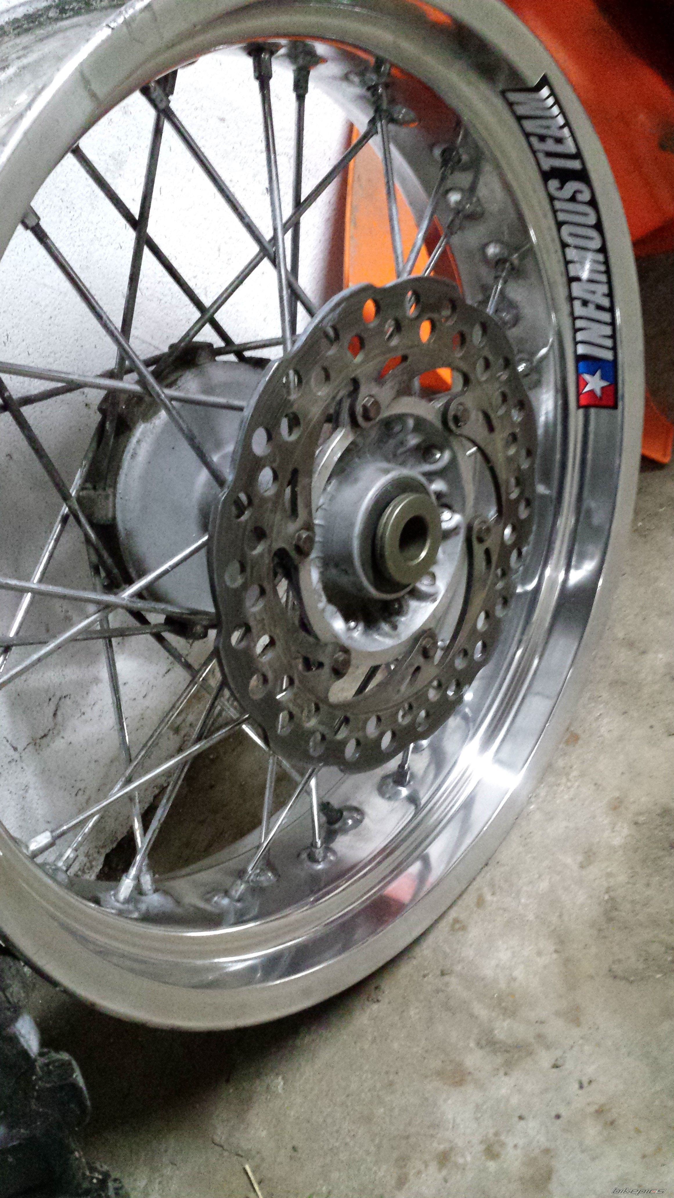 Photo 2736968