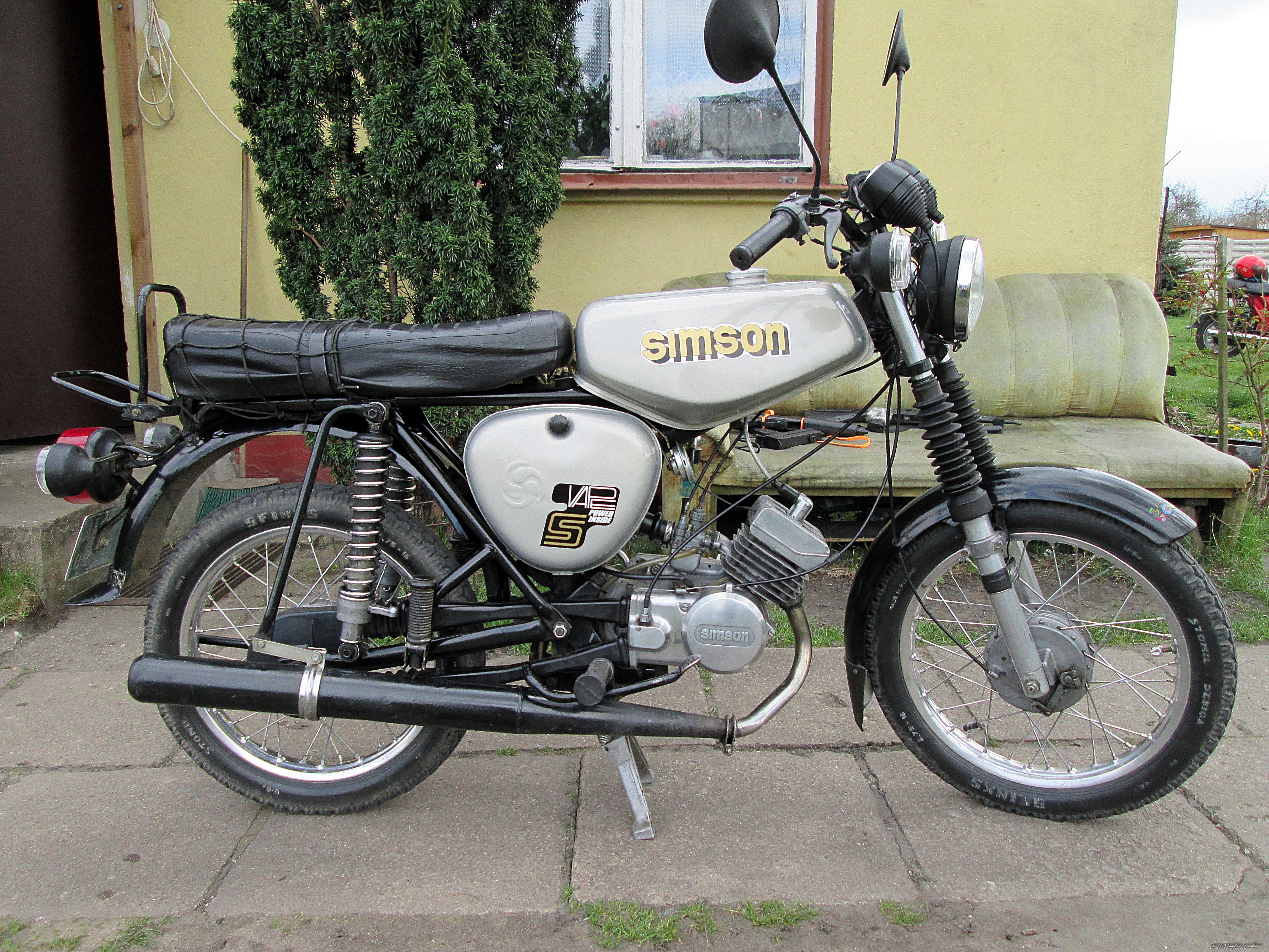 S51 by BaRu