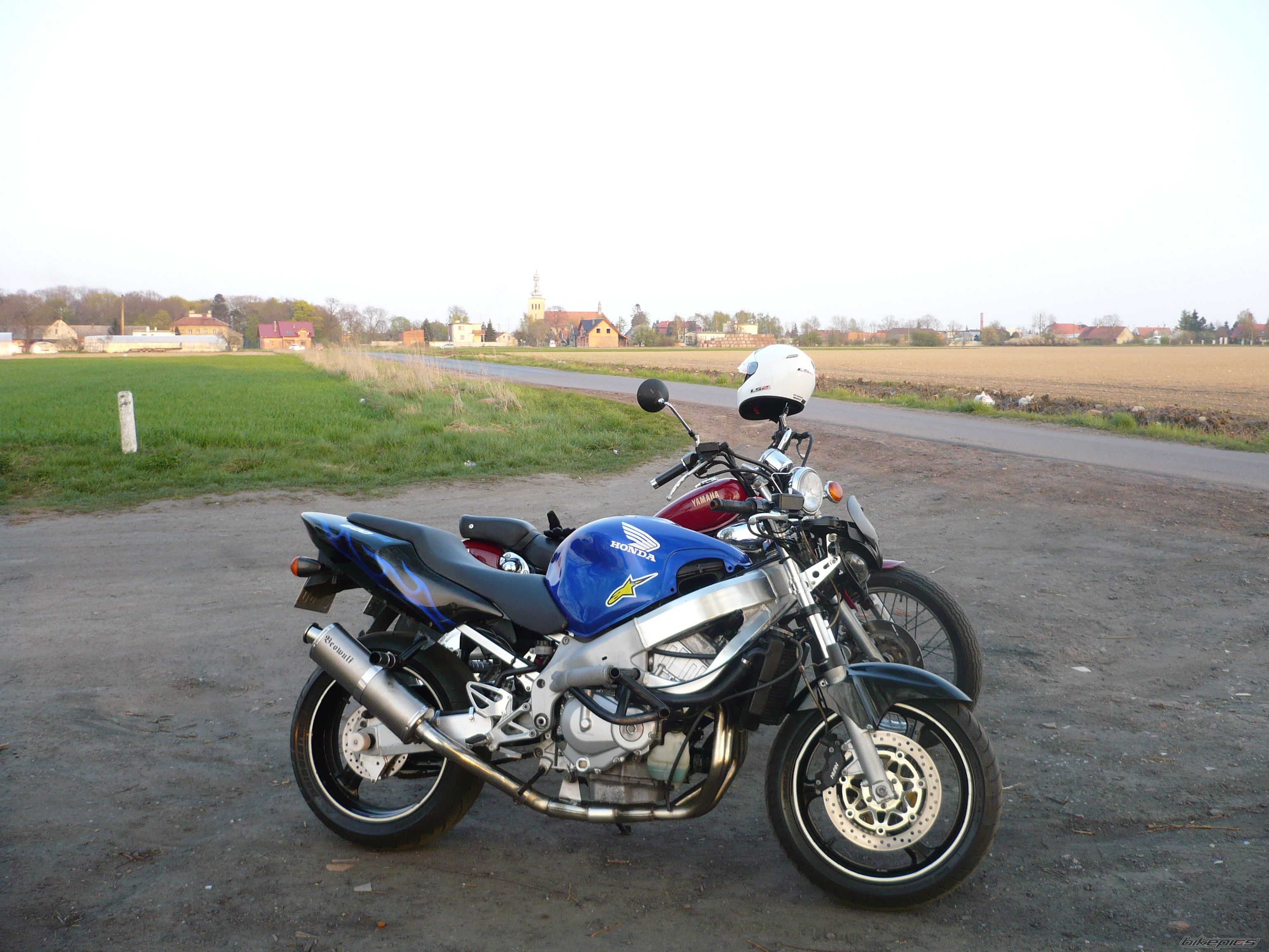 Photo 2738093