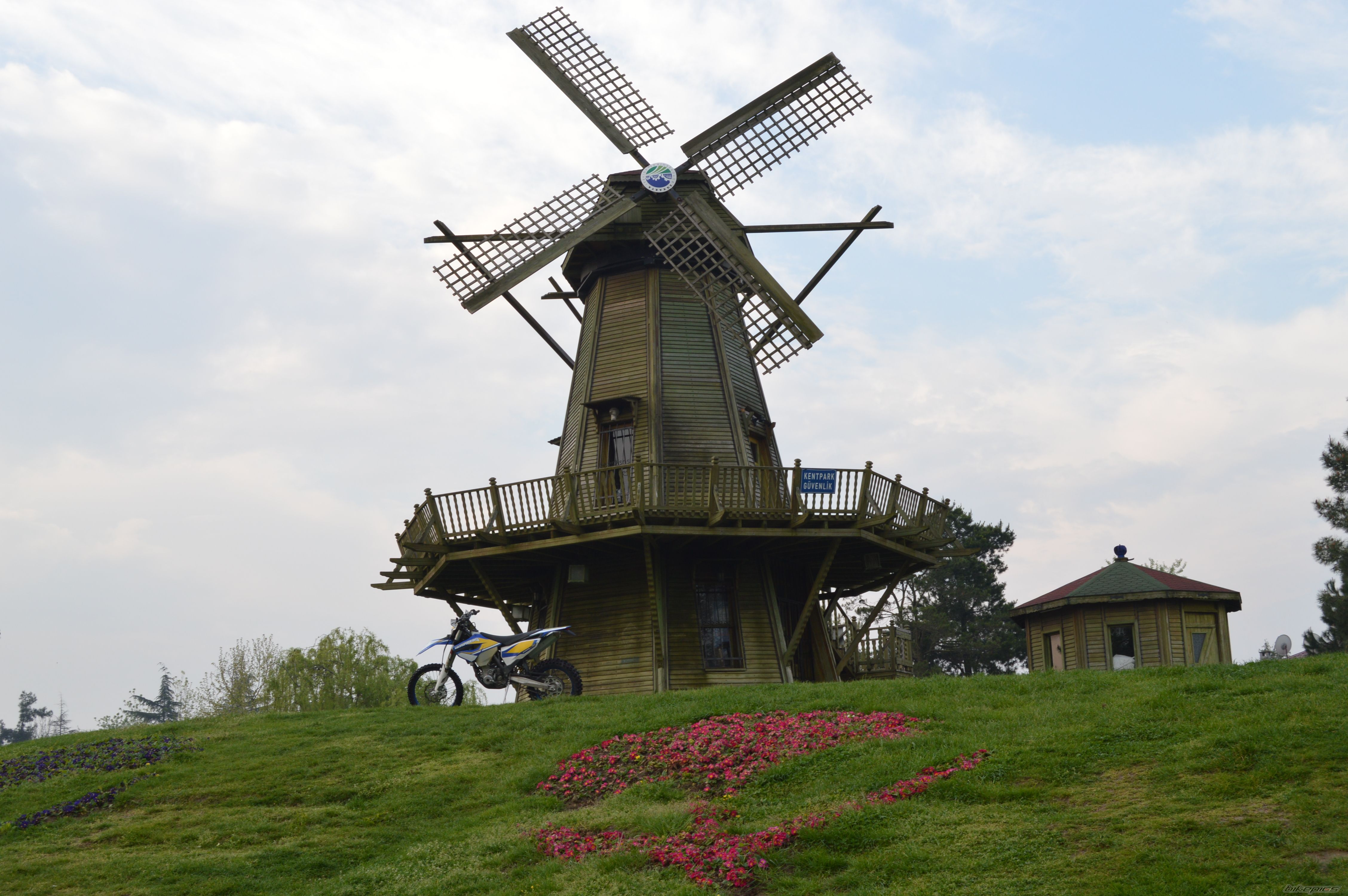 Photo 2739379