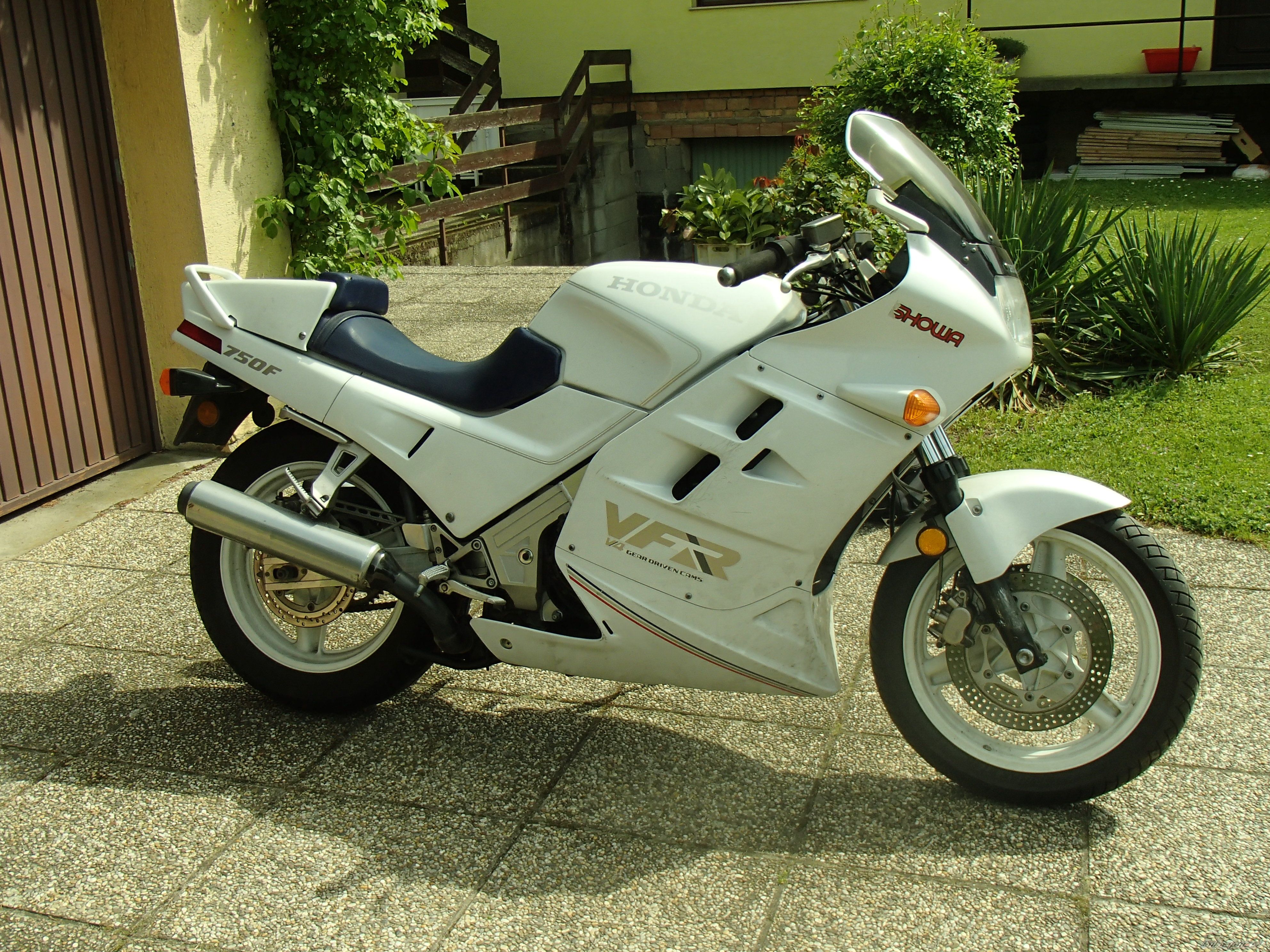 Photo 2739725