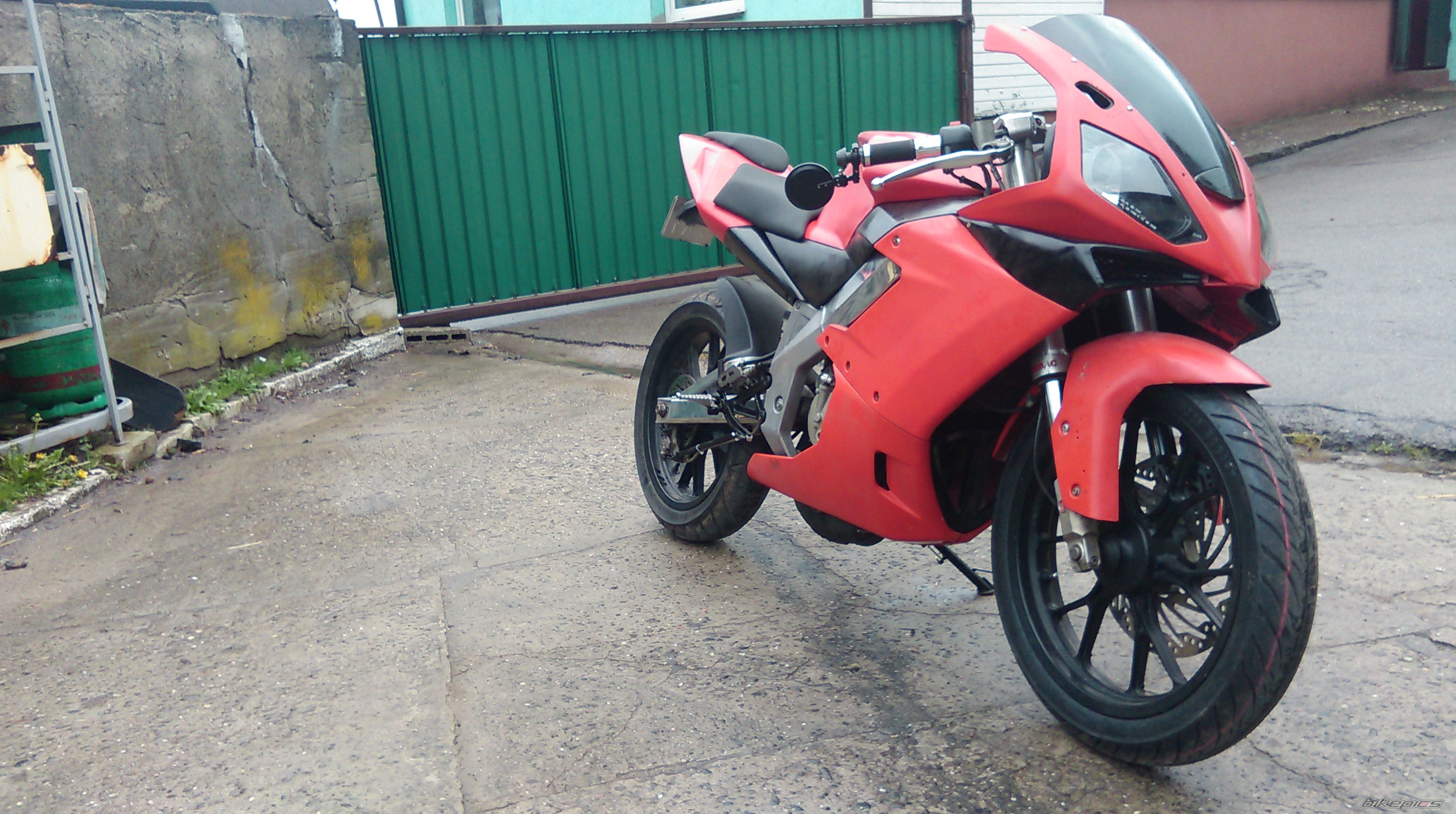 Photo 2739863