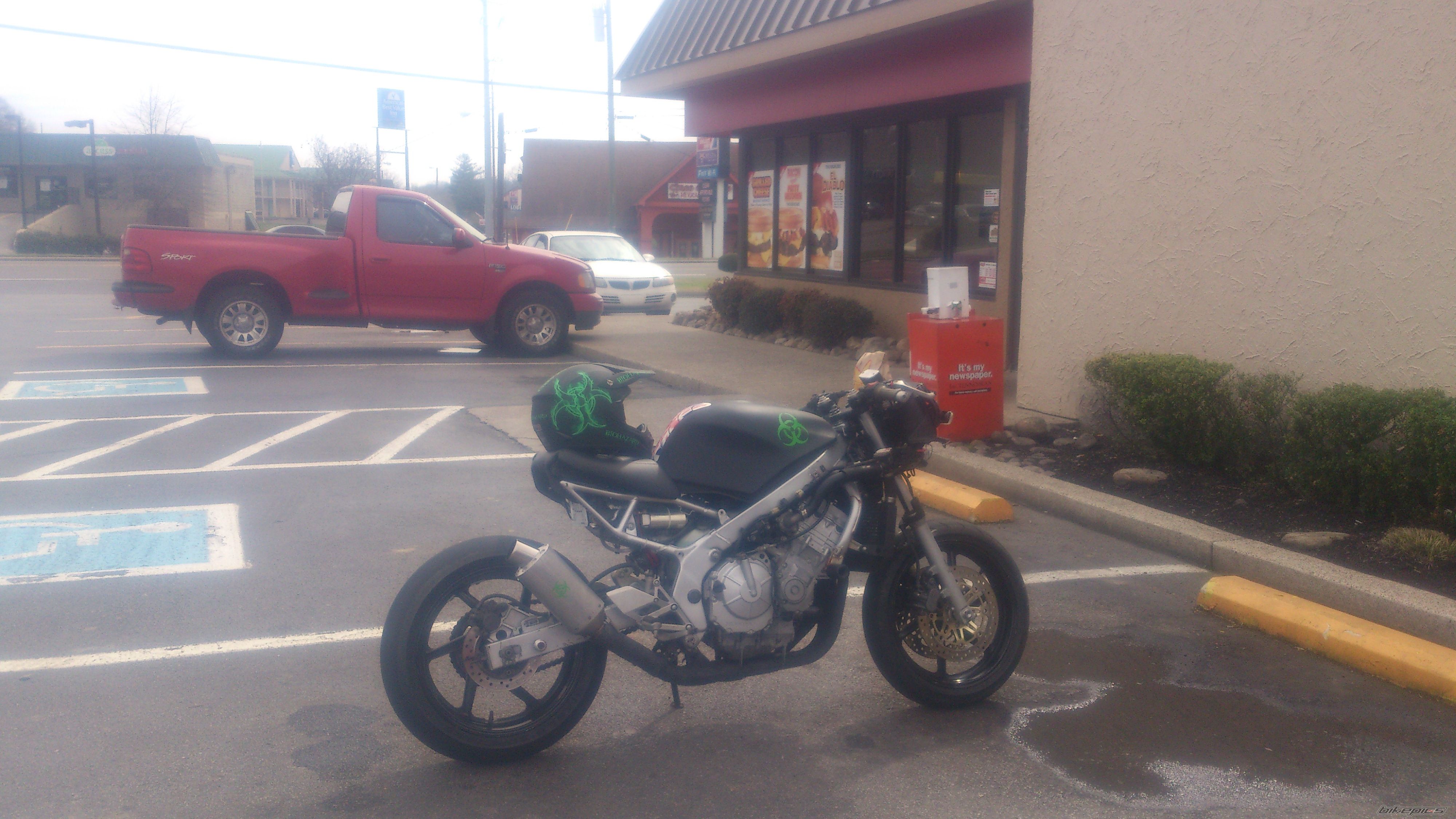Photo 2740046
