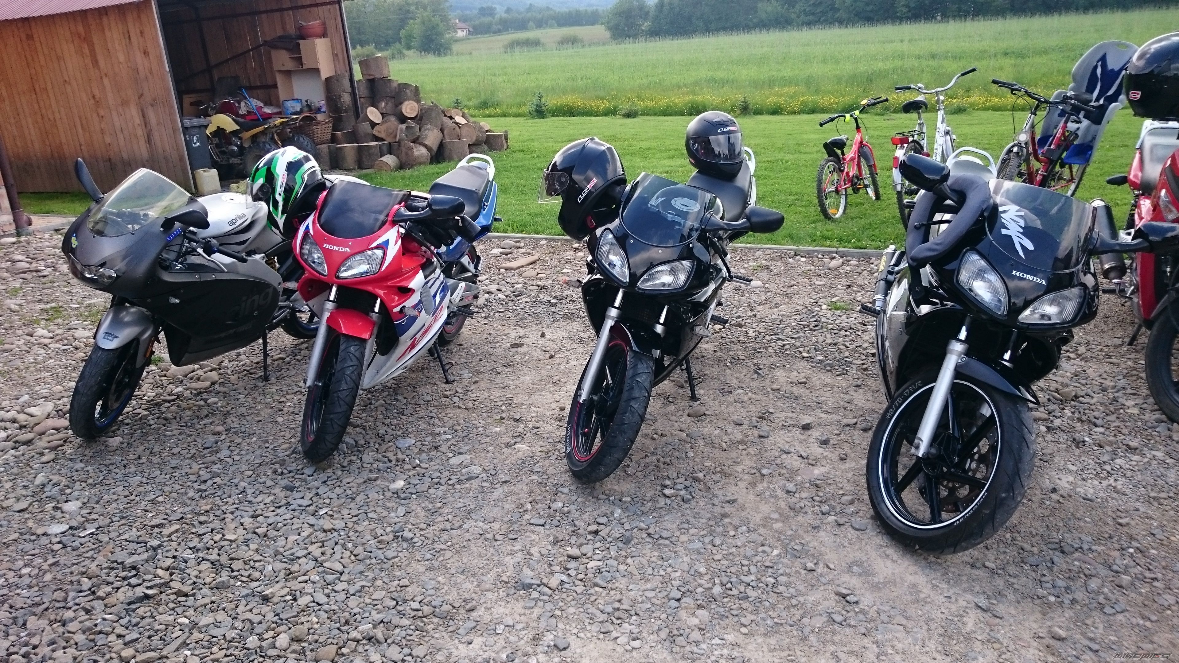 Photo 2743697